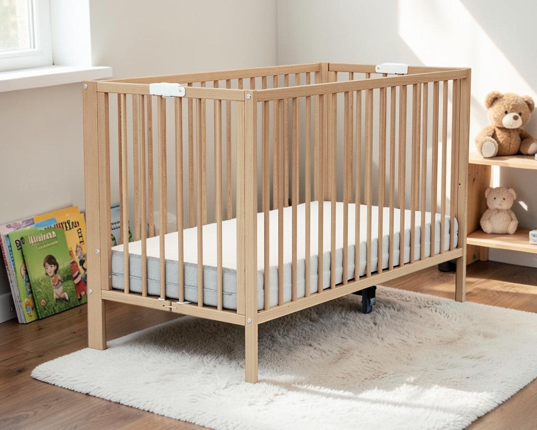 Lit bébé pliant en bois FOLDO Hêtre Verni 60 x 120 cm