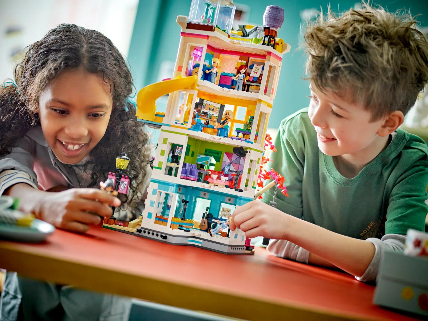 Lego Friends Le centre collectif de Heartlake City