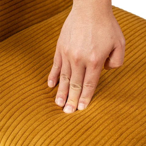 Ensemble de 2 fauteuils de salle à manger scandinaves avec accoudoirs en velours côtelé jaune Cromwell