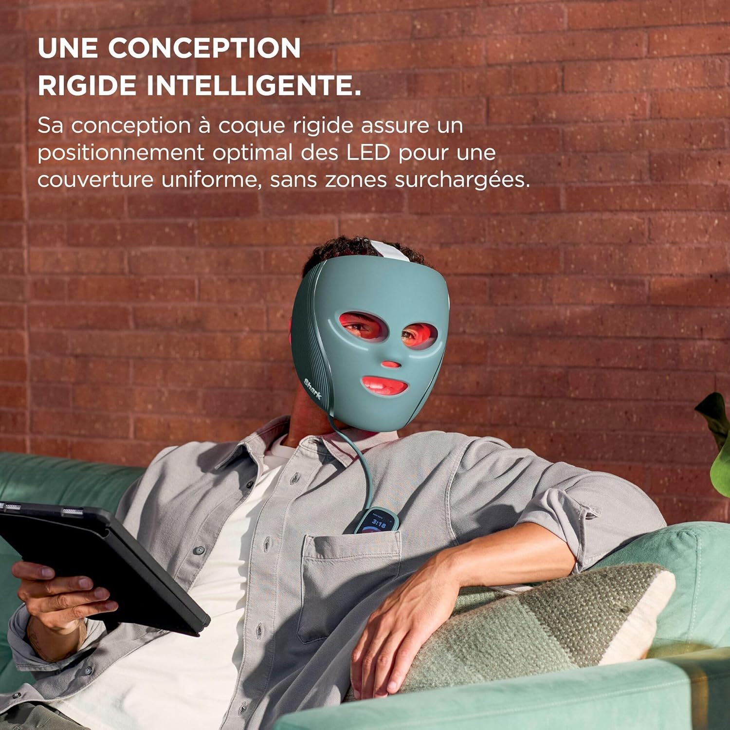 Masque LED de photothérapie Shark CryoGlow avec rafraîchissement contour des yeux