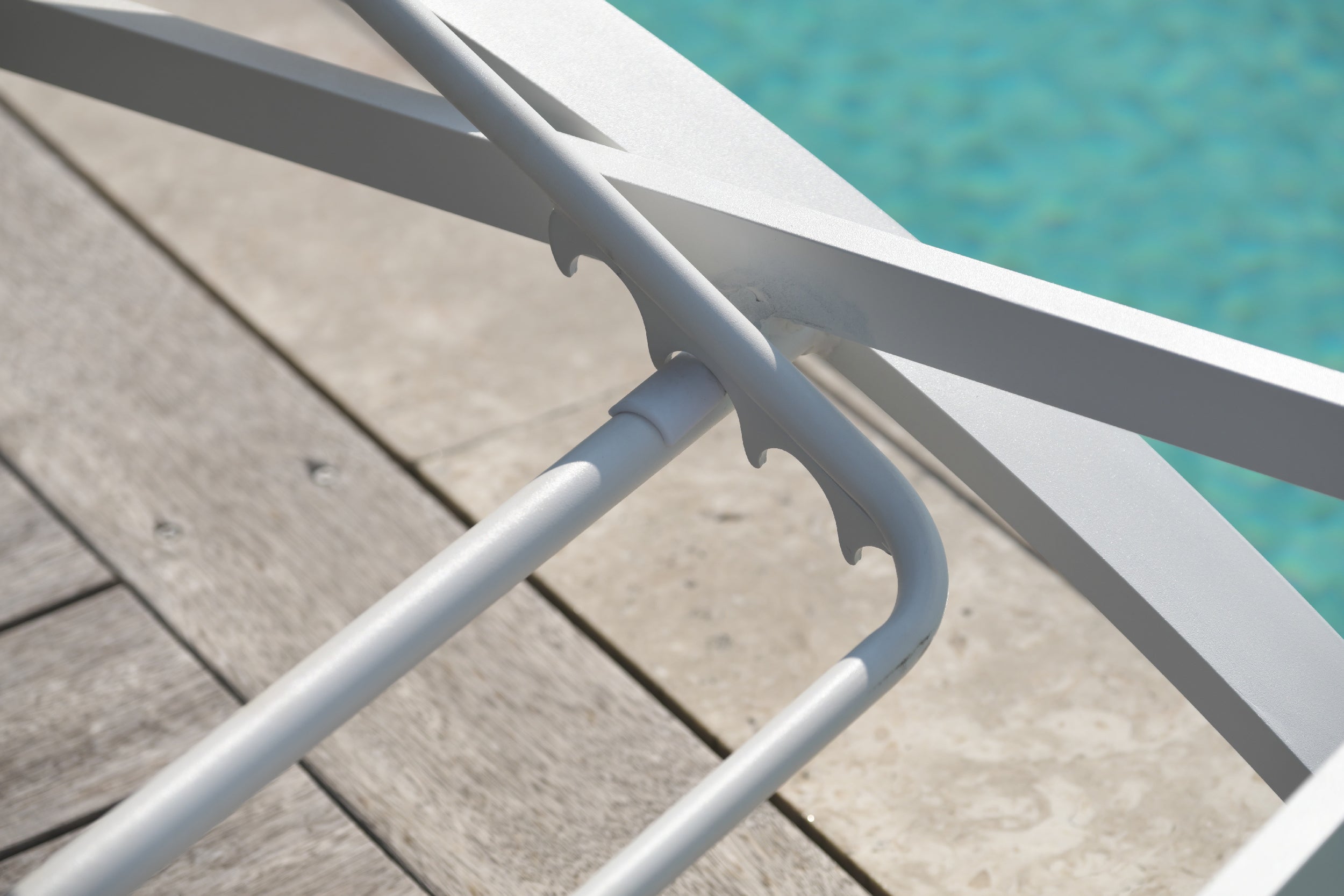 2 bains de soleil BARCELONA-CL-BLANC empilables