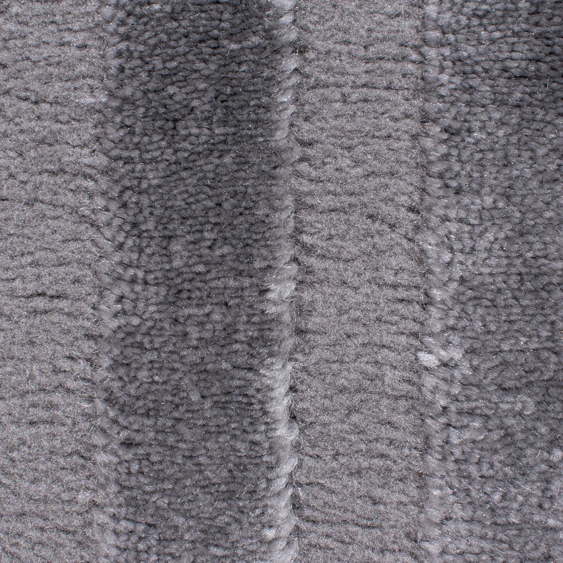 Tapis arc-en-ciel gris avec longs poils en relief