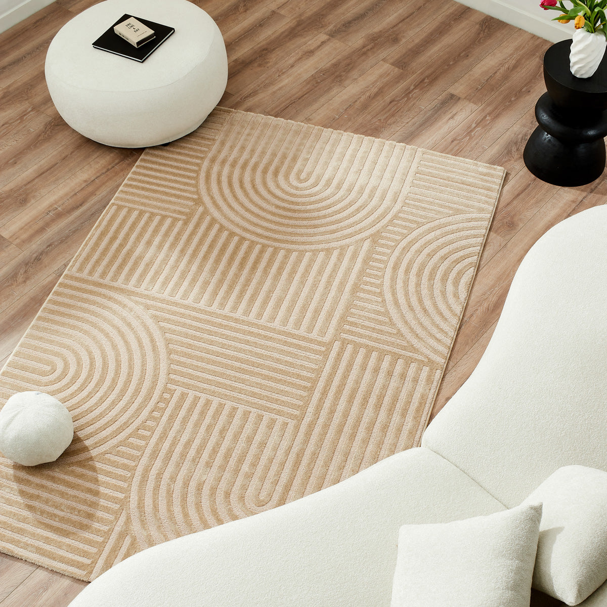 Tapis d'intérieur beige en polypropylène
