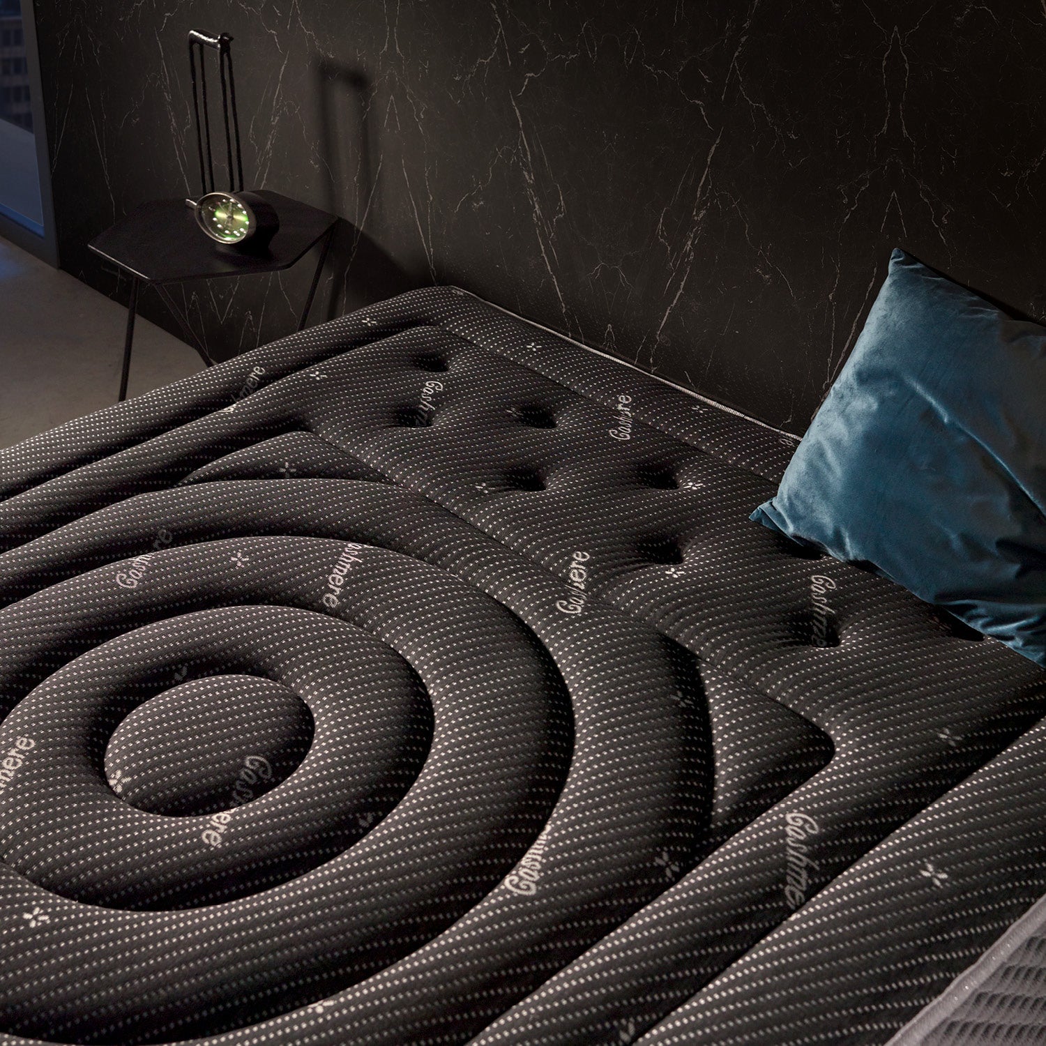 Matelas Premium Black Multizone 27 cm