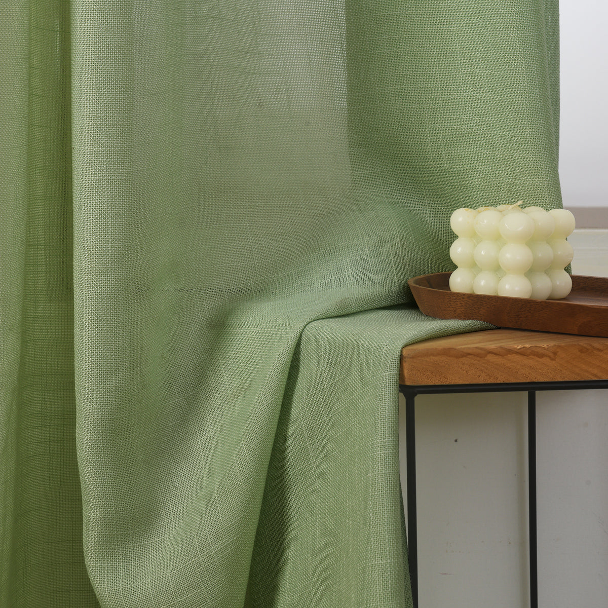 Rideau ajustable + 8 anneaux pince 140 x 270 cm Polyester effet lin" Evasion" Romarin