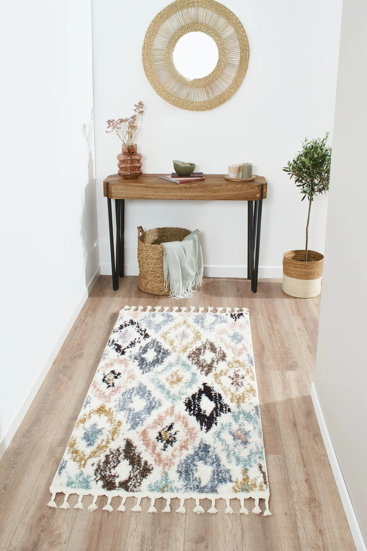 Tapis berbère à motifs losanges colorés muticolore – Delya