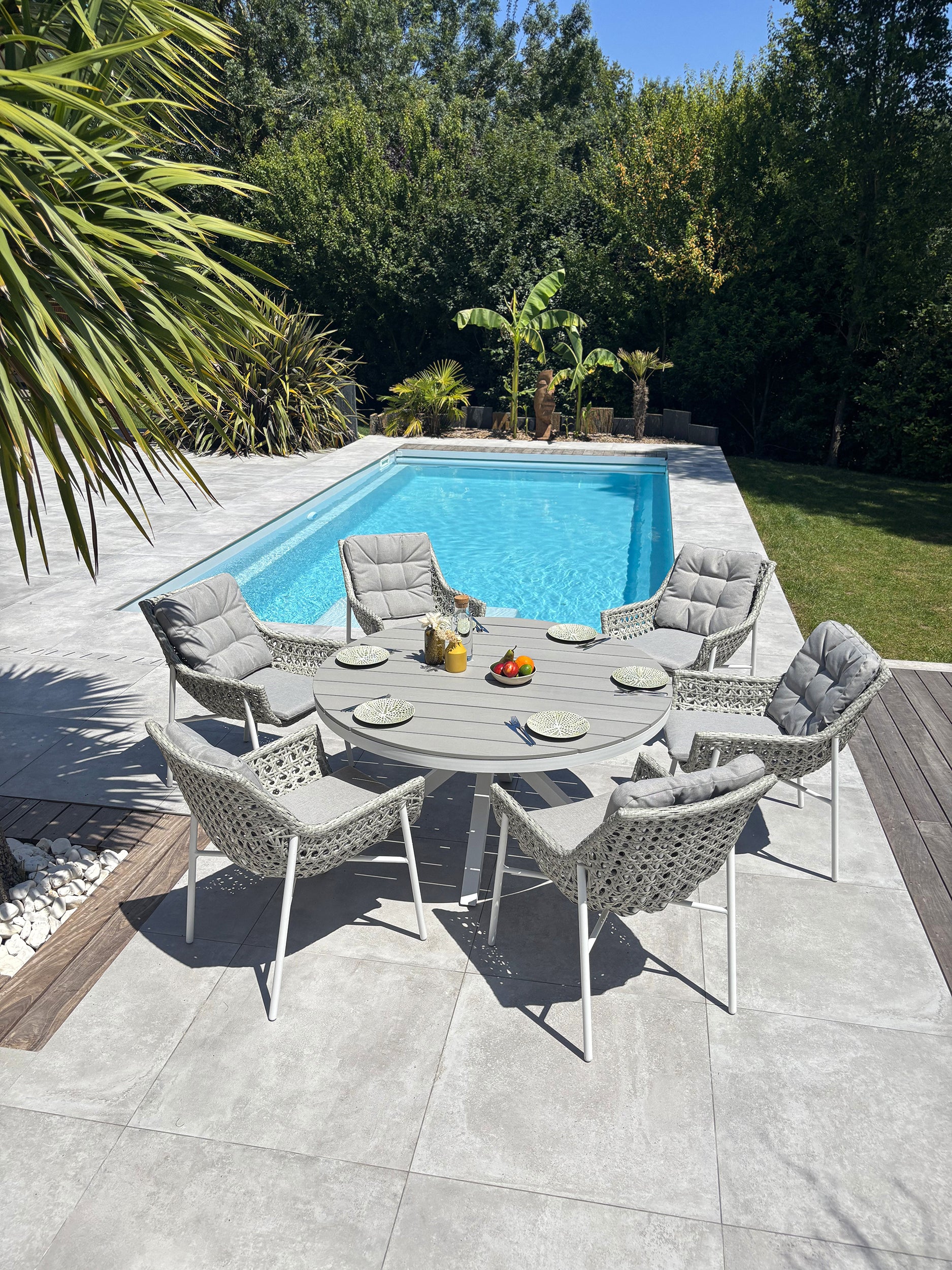 Ensemble repas de jardin Elba 6 places - Blanc Ø142 cm