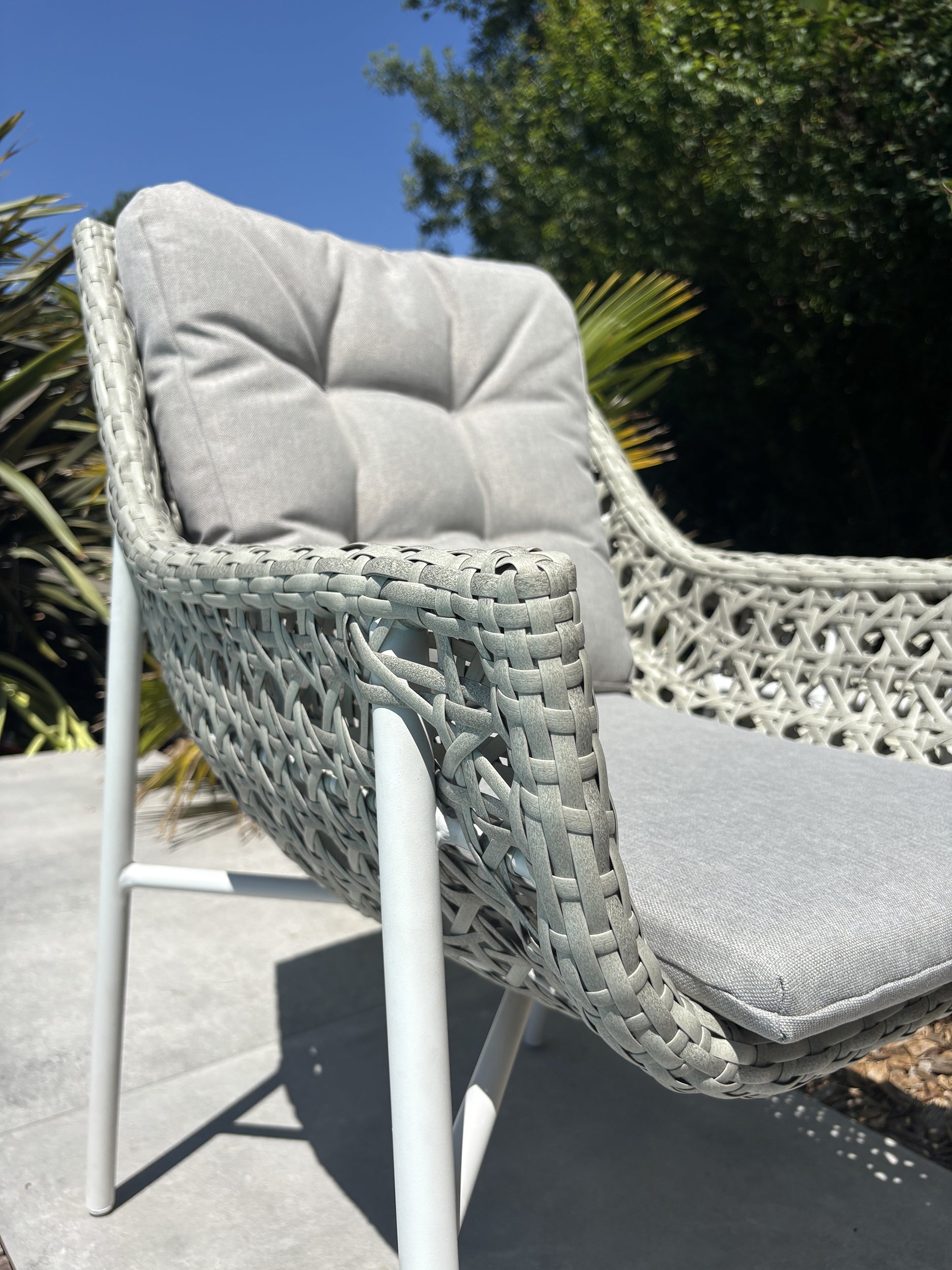 Ensemble repas de jardin Elba 6 places - Blanc Ø142 cm
