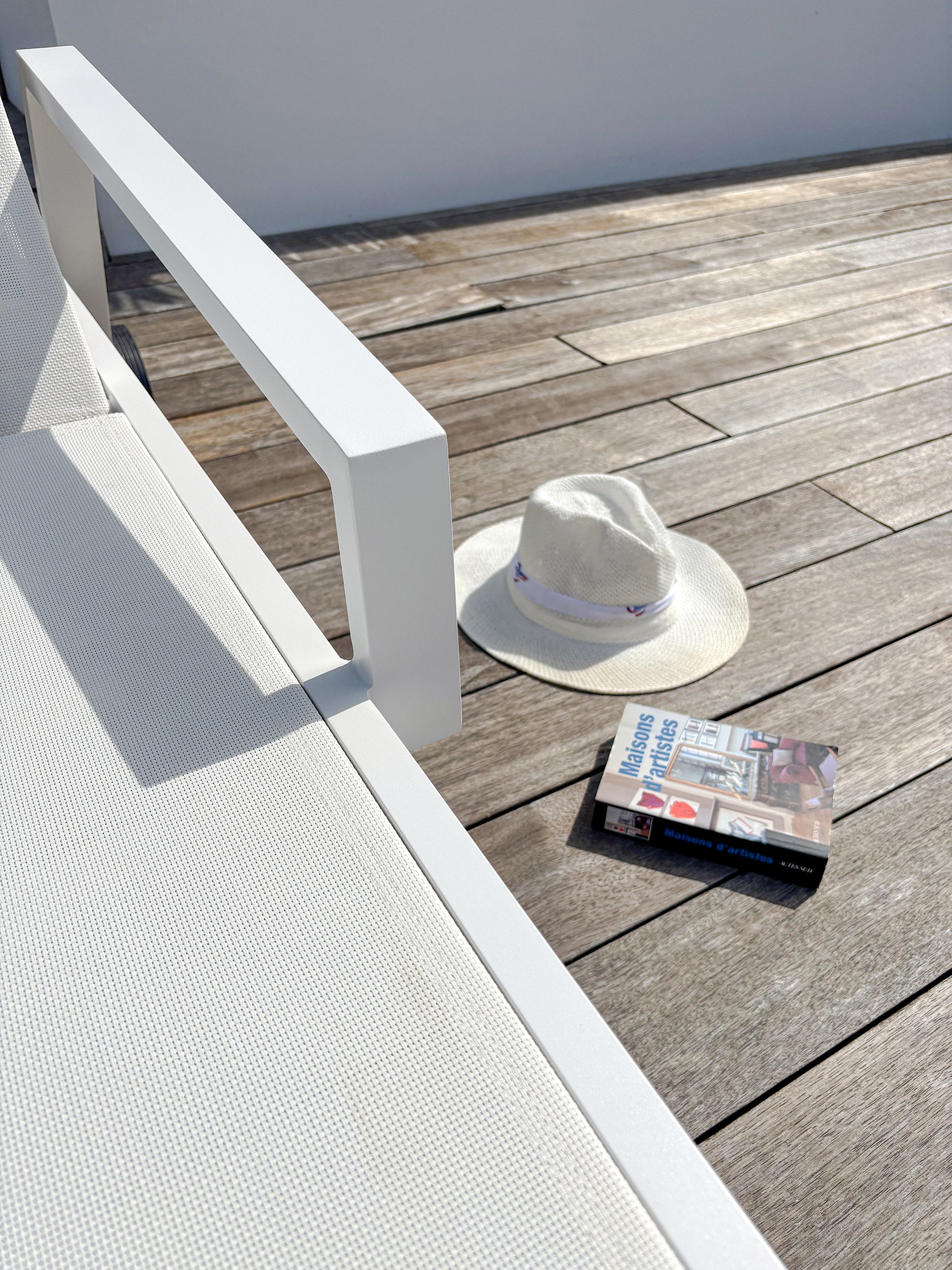 2 bains de soleil multi-positions IBIZA-CL-BLANC
