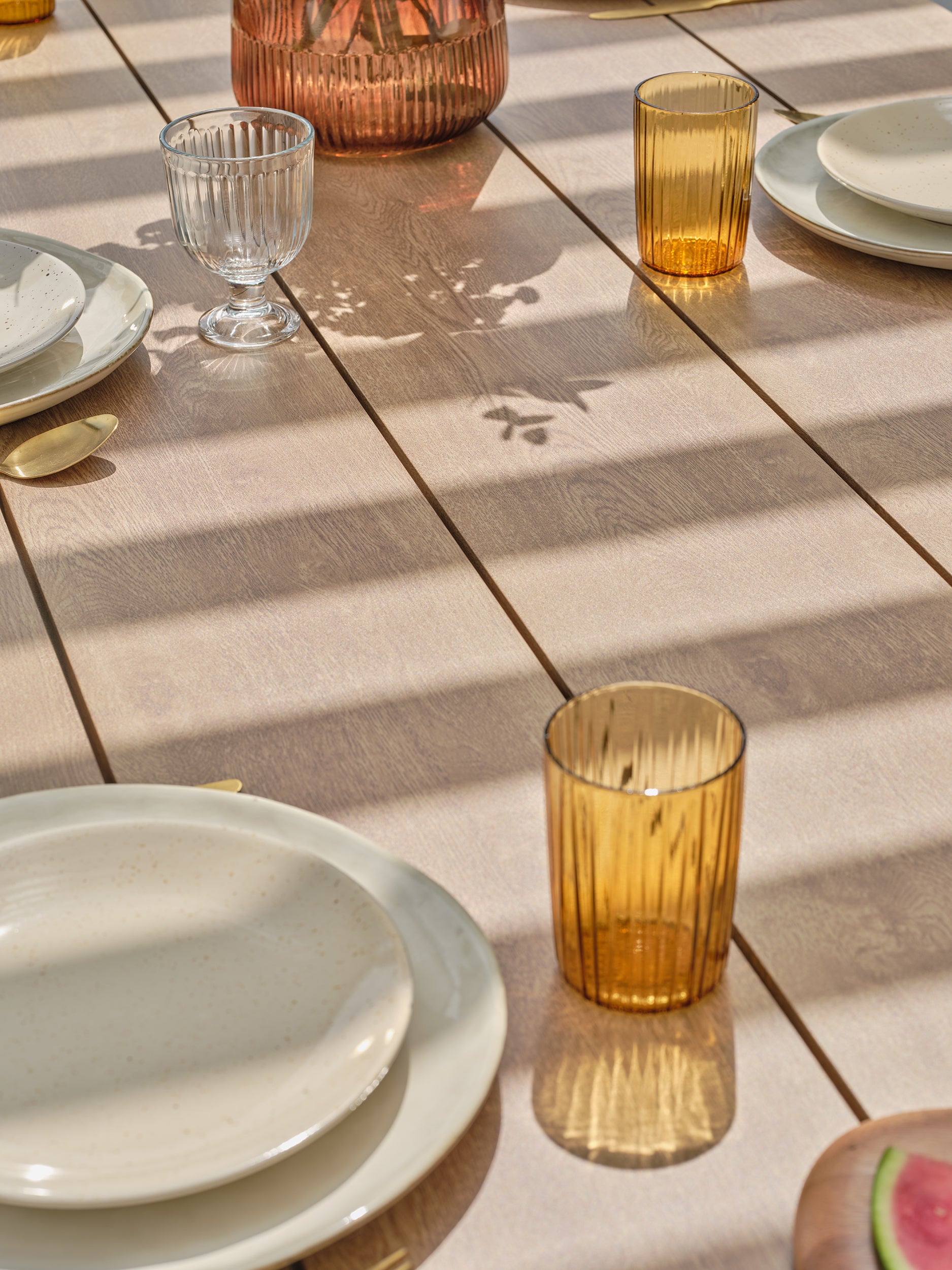Ensemble repas de jardin Kelia 6 places - Grège effet bois clair 220 cm