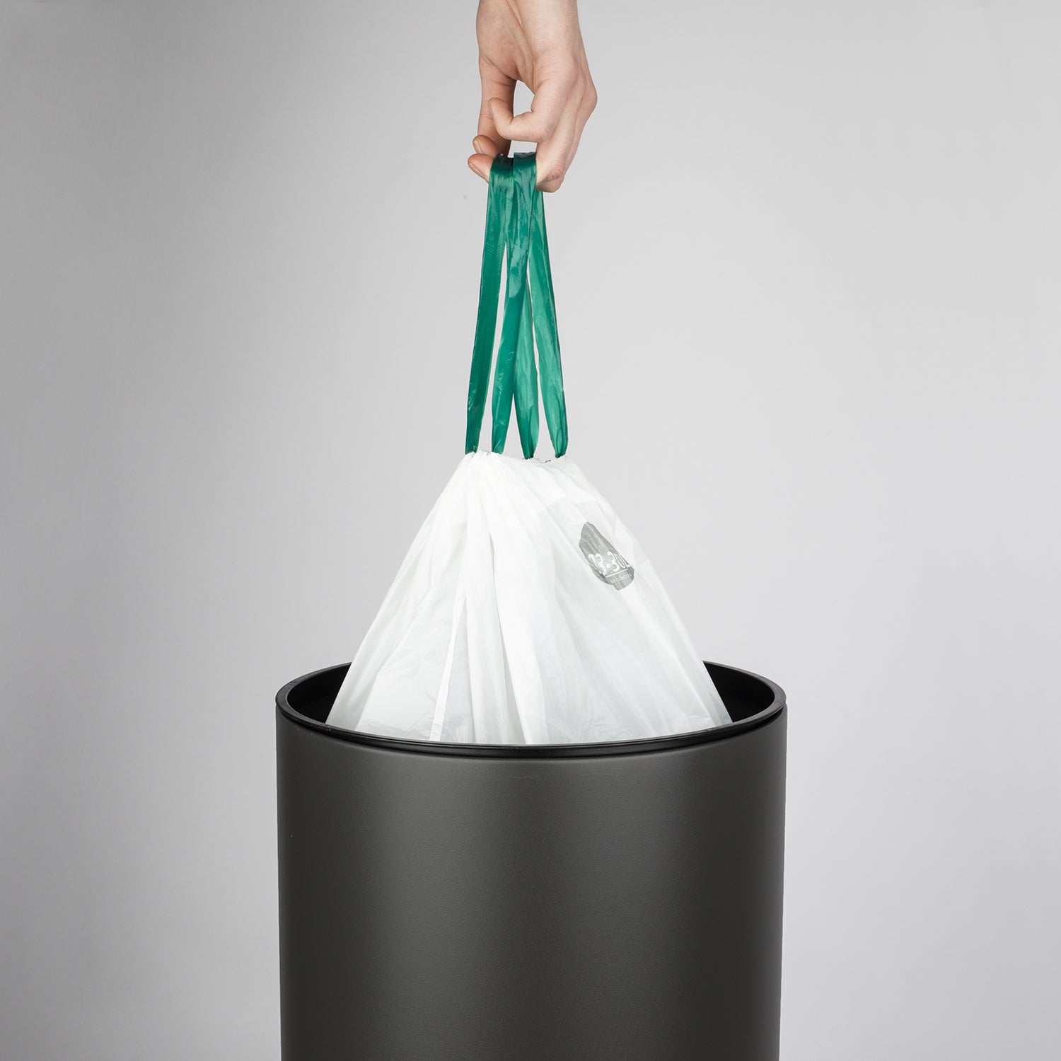 Poubelle automatique 42L - édition gris foncé