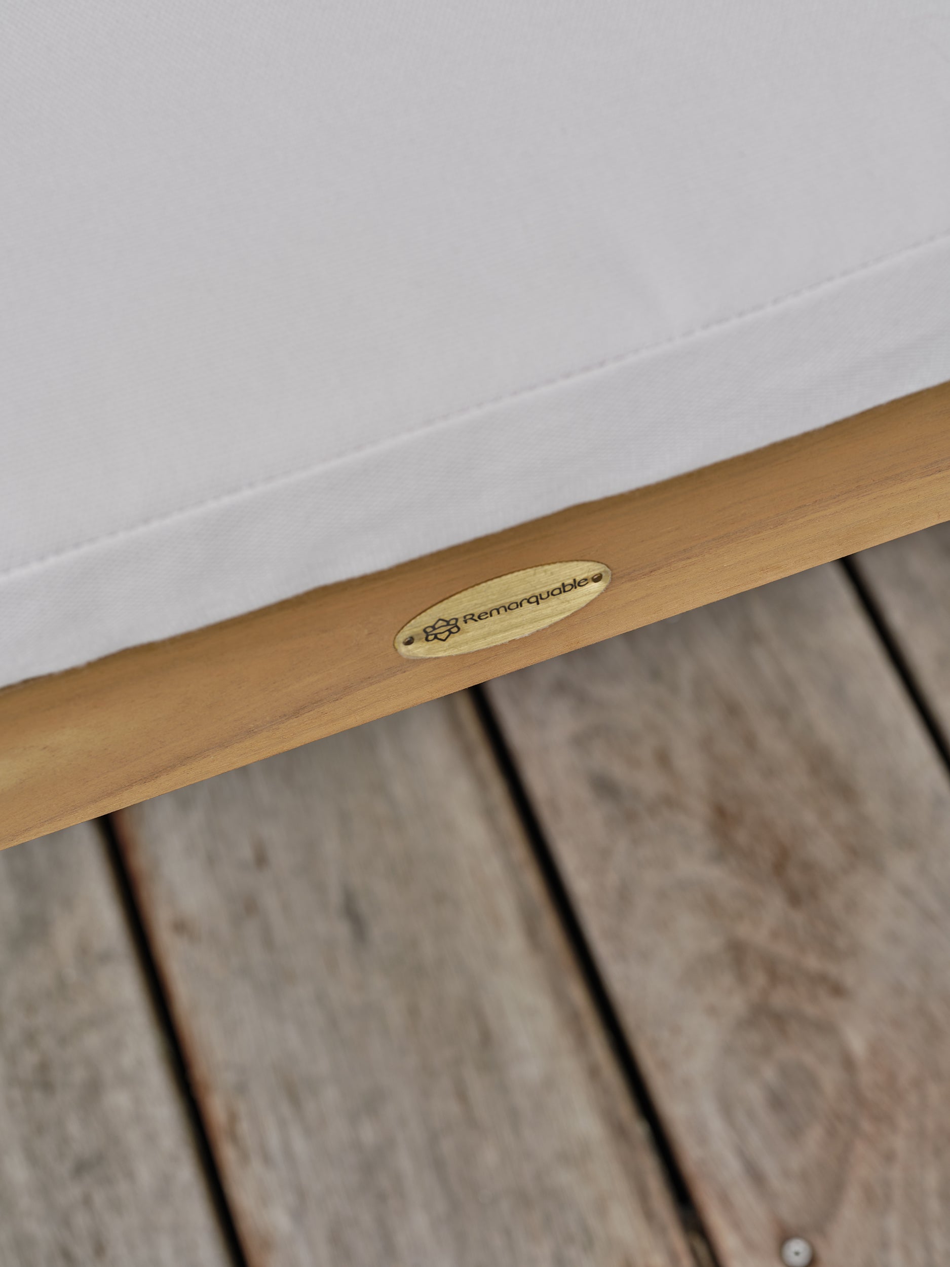 Ensemble repas de jardin en acacia massif Liso 8 places - Acacia 220 cm