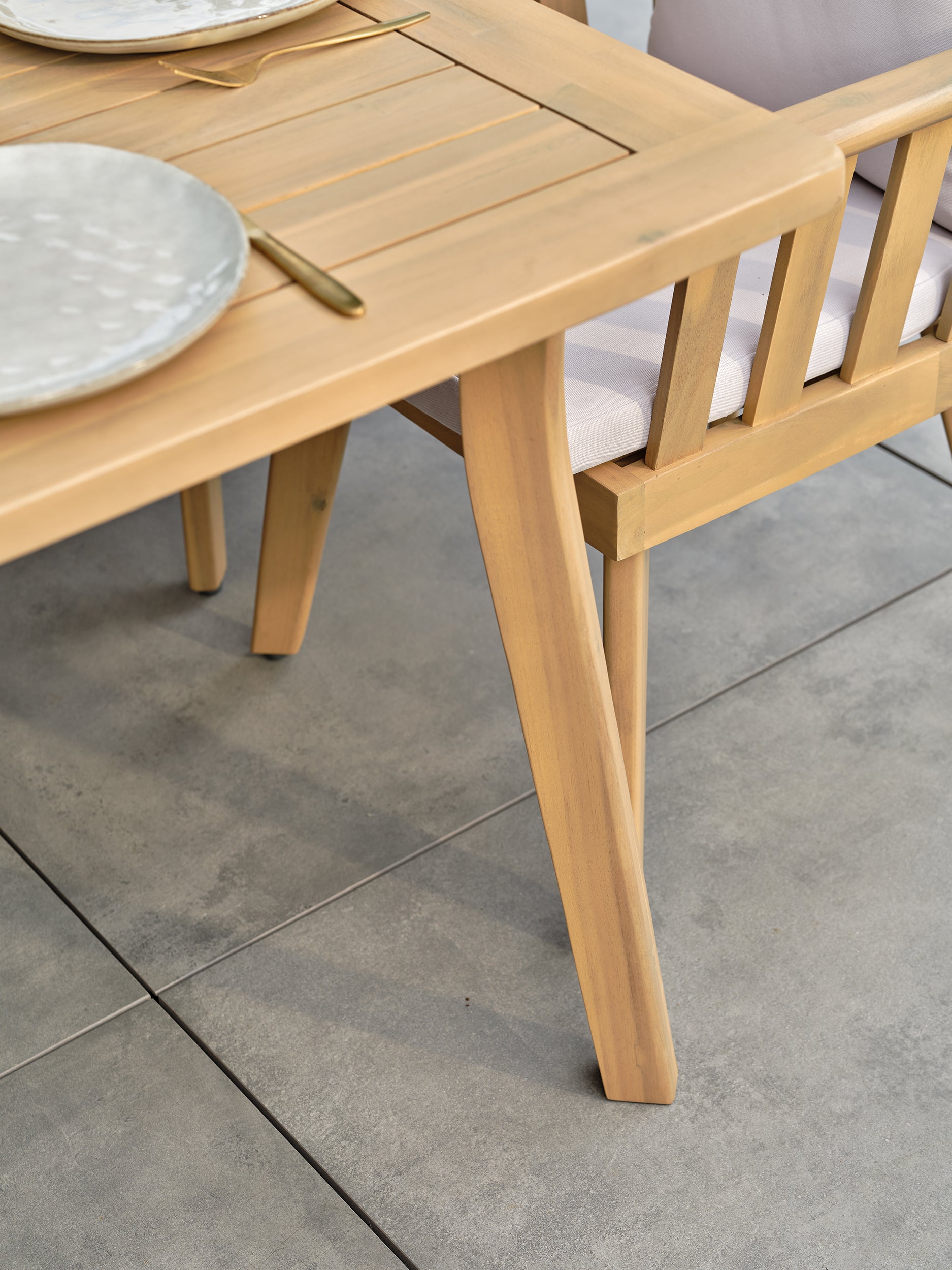 Ensemble repas de jardin en acacia massif Liso 8 places - Acacia 220 cm