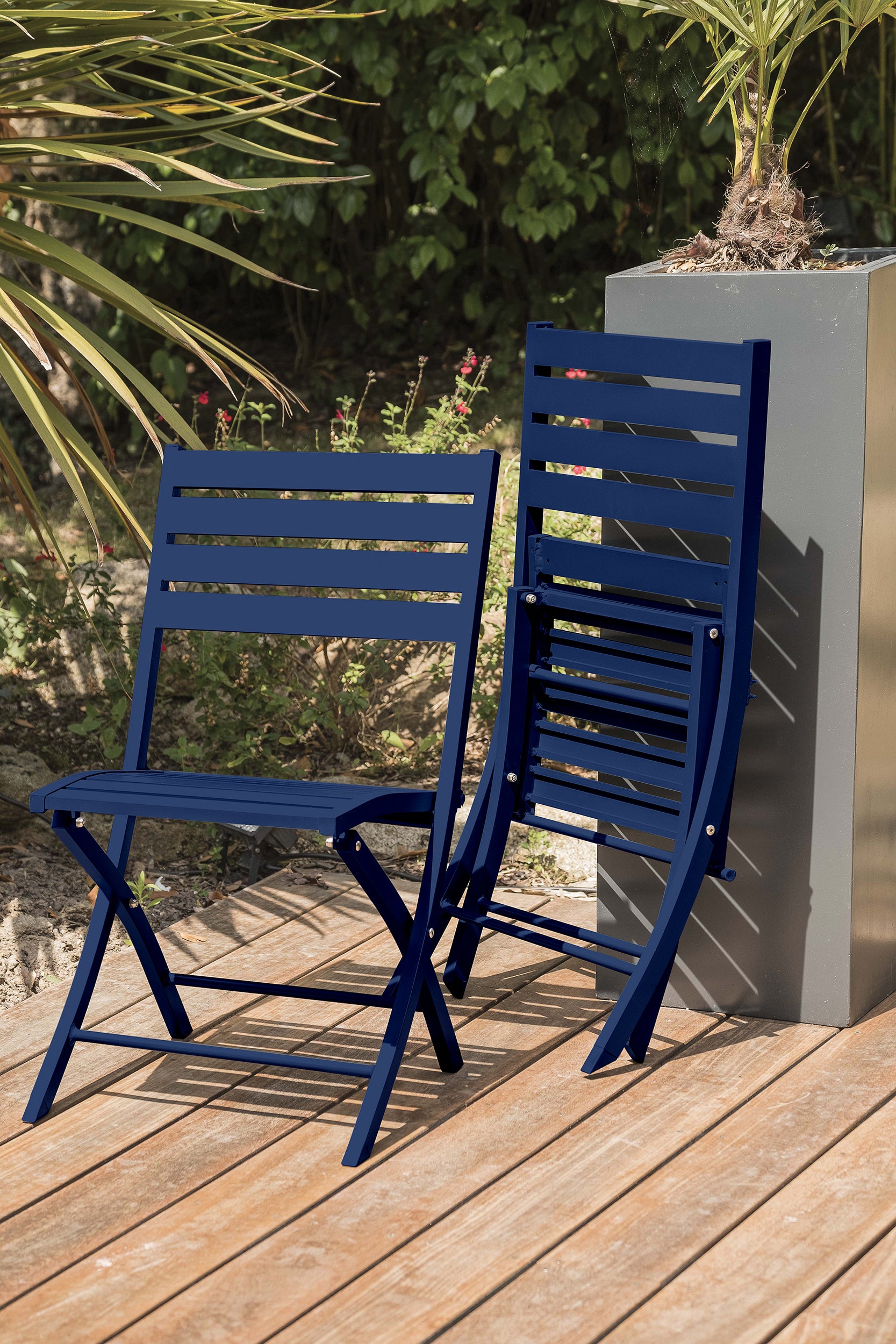 Table de jardin MARIUS-TB70-MARINE pliante et 2 chaises MARIUS-CP-MARINE pliantes