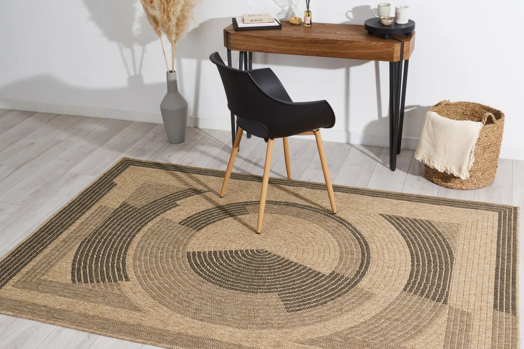 Tapis aspect jute nature motifs circulaires noirs - Nature