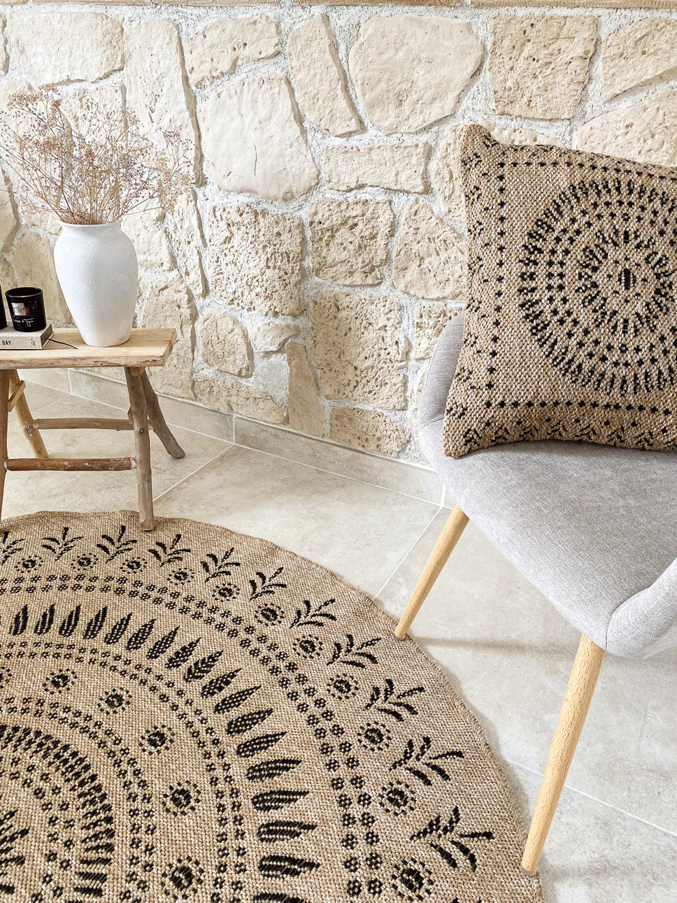 Tapis aspect jute nature motifs orientaux noirs rond - Nature