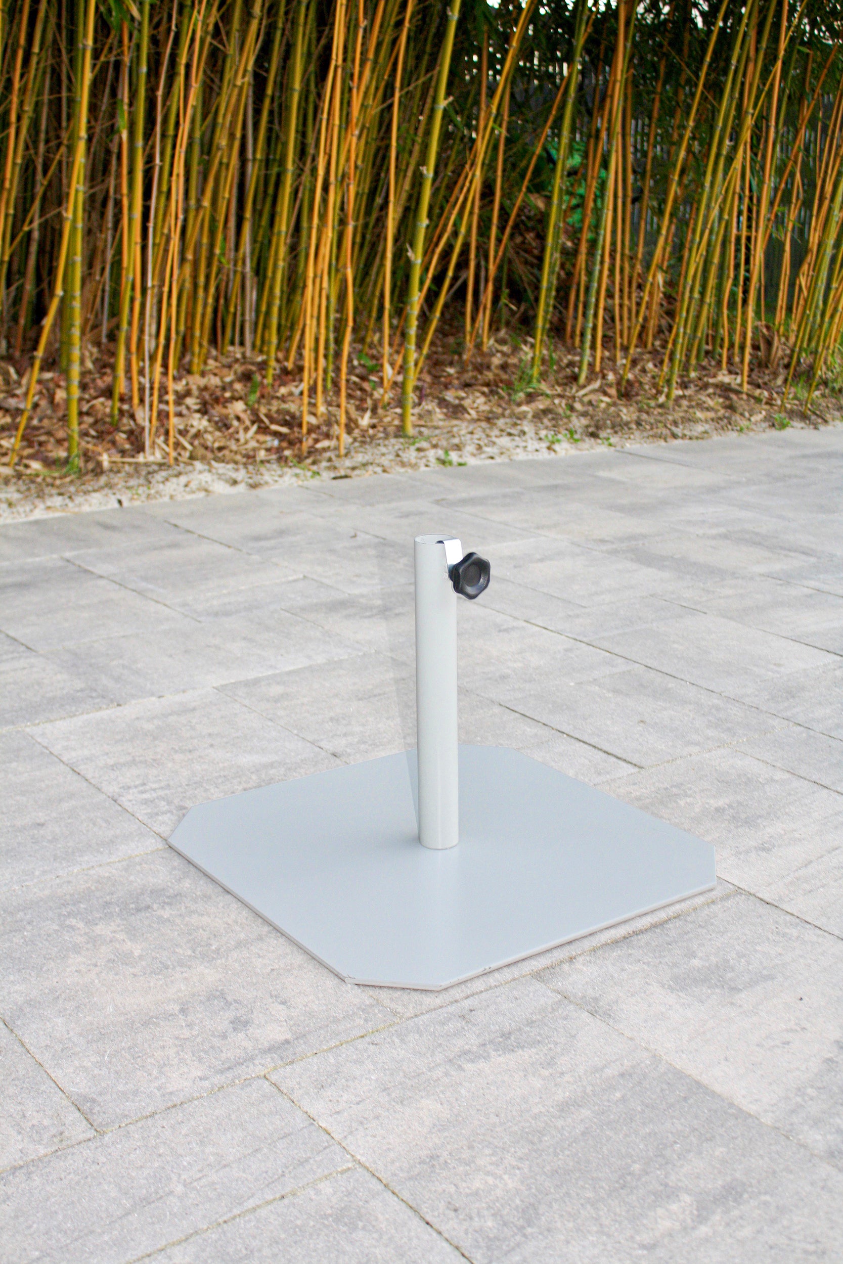Pied de parasol FIT en acier laqué - GRIS