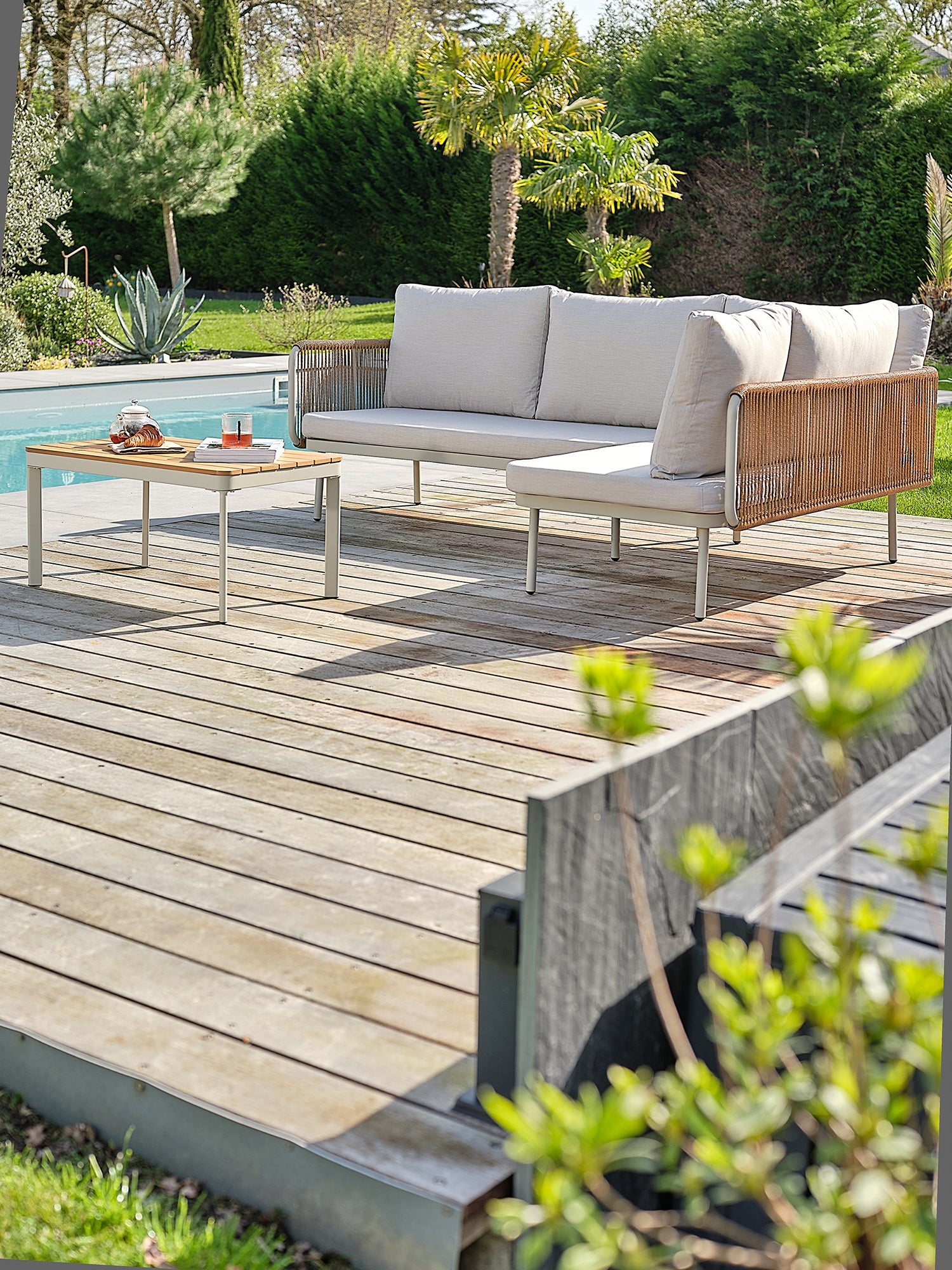 Salon bas de jardin Renzo en acier et acacia - Grège