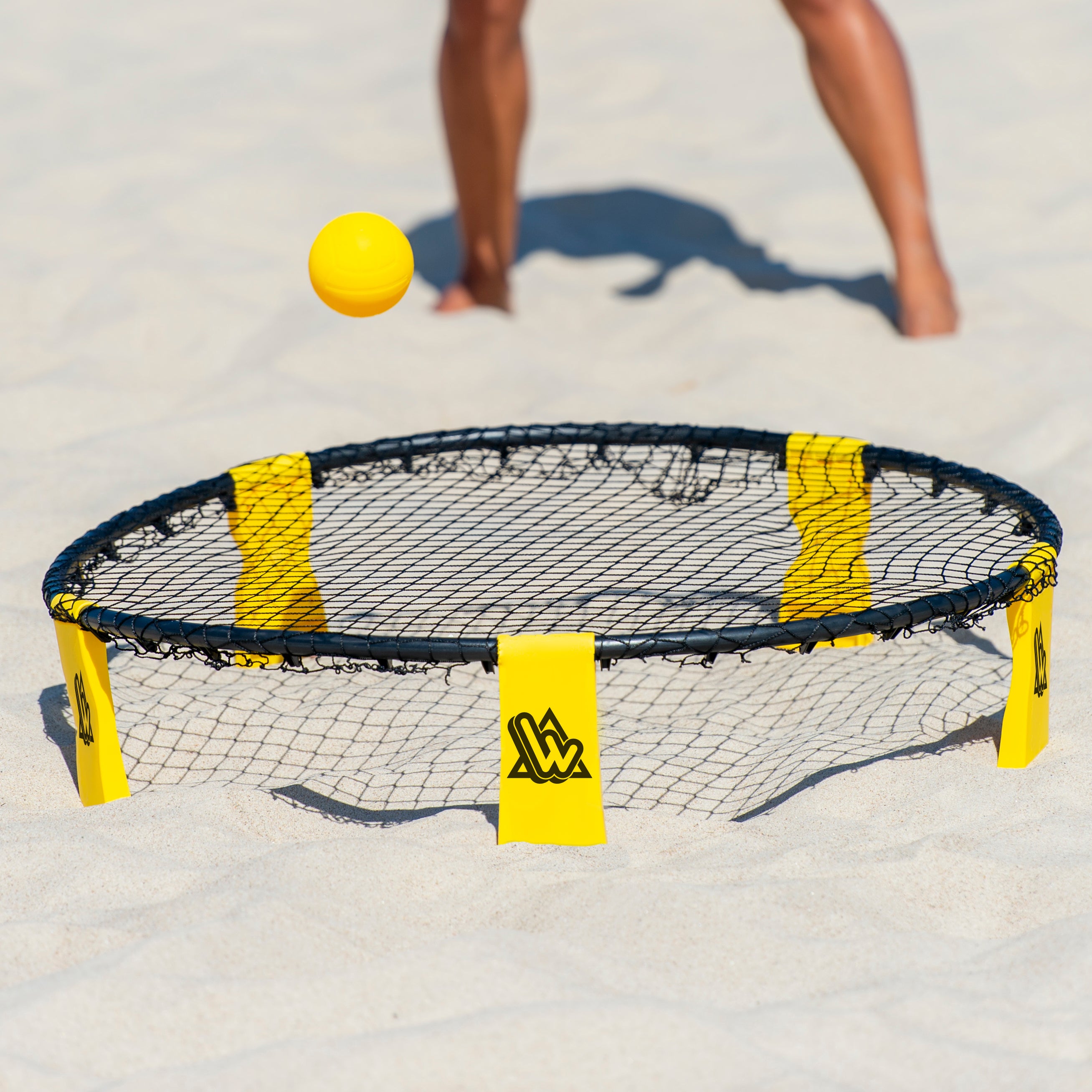 Set de Smashball jaune 90cm avec 3 ballons, une pompe et un sac de transport