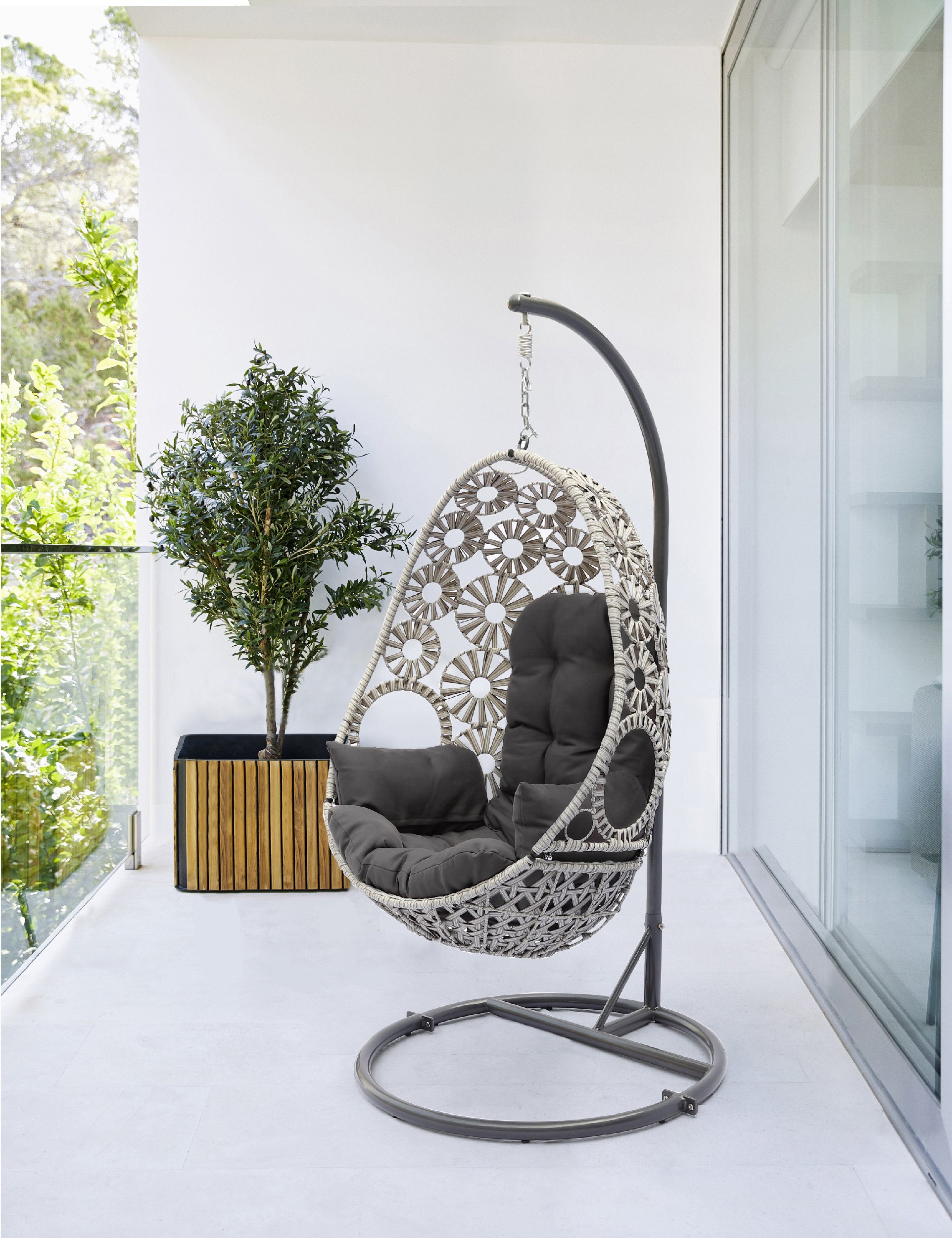 Balancelle de jardin SAMOA en résine tressée avec coussin gris anthracite - ECRU