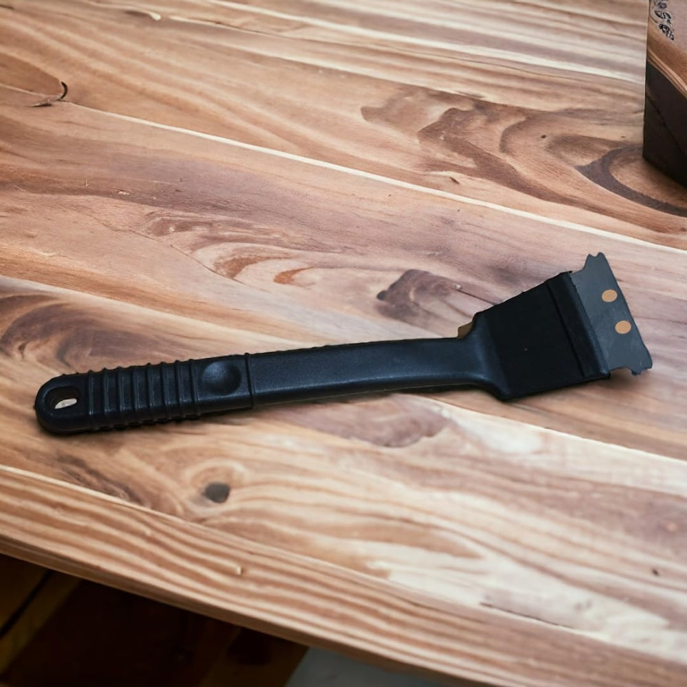Brosse de nettoyage barbecue en acier inoxydable avec grattoir et poils métalliques