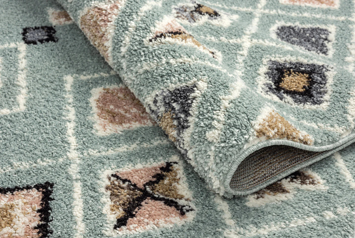 Tapis ethnique turquoise motifs losanges - Delya