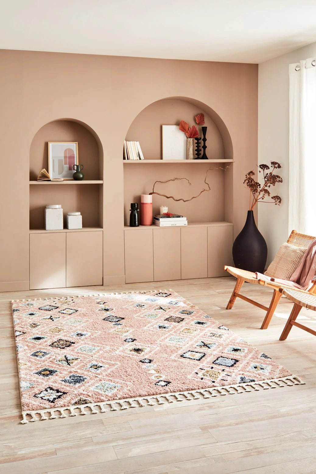 Tapis ethnique motifs losanges rose - Delya