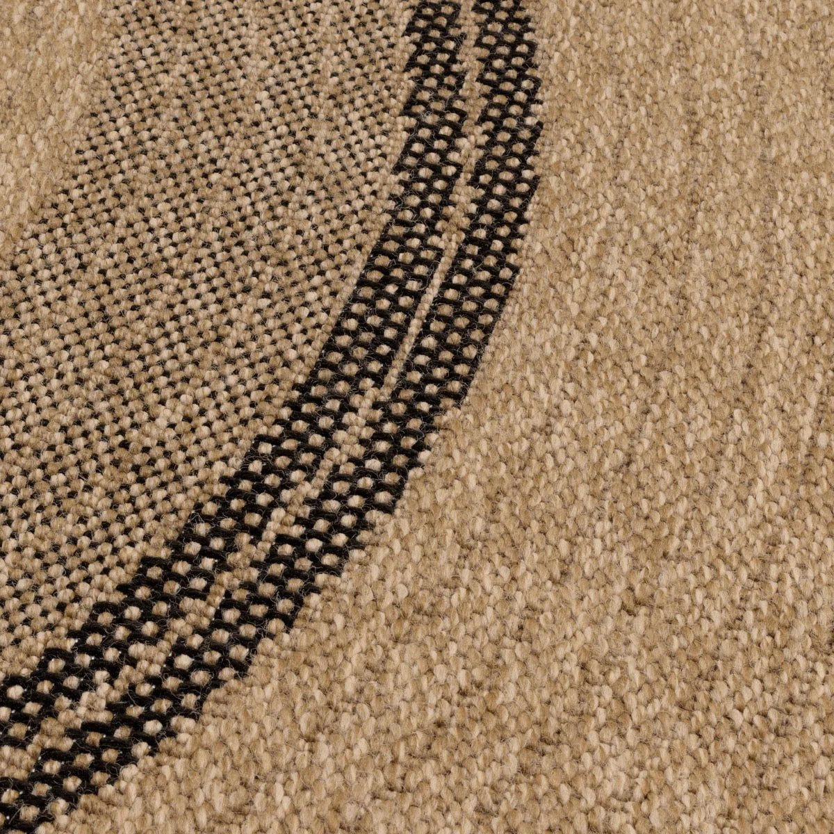 Tapis aspect jute nature motifs circulaires noirs - Nature