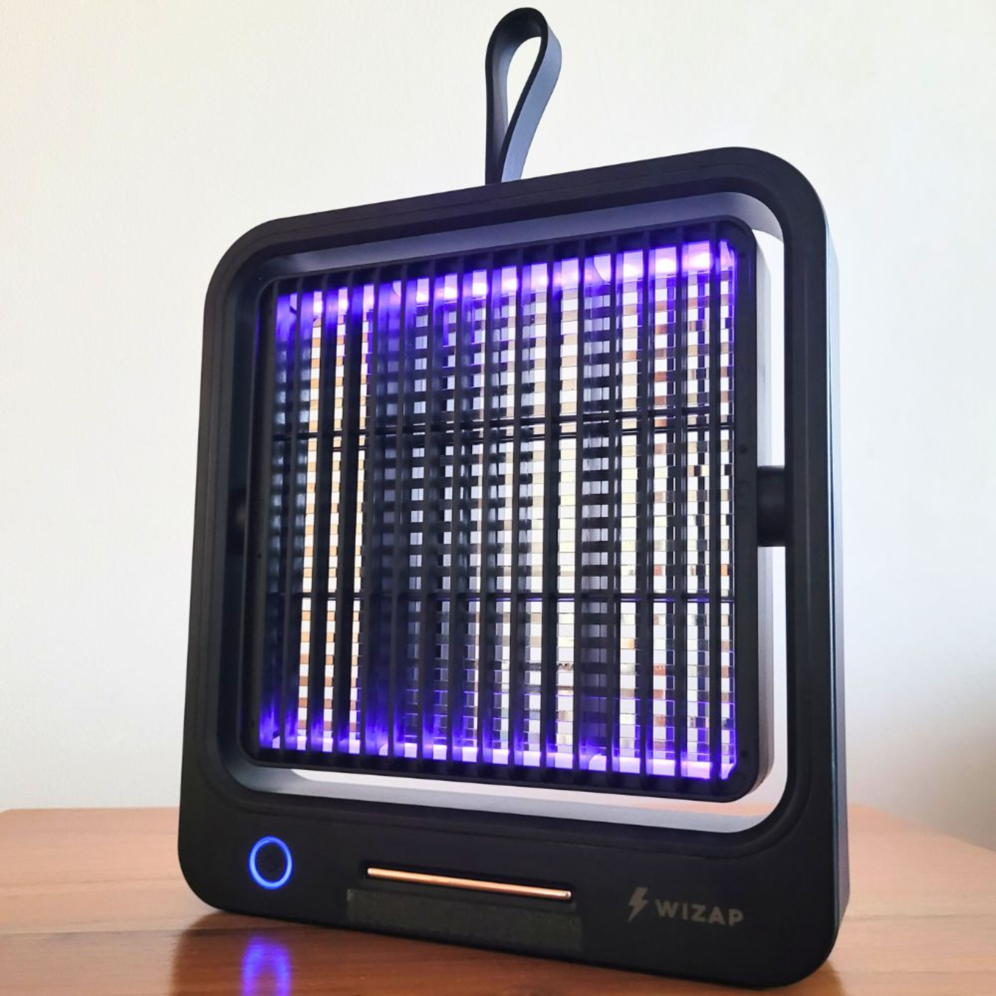 Lampe sans fil anti-moustique - Attire, Aspire et Grille les moustiques : 3 en 1