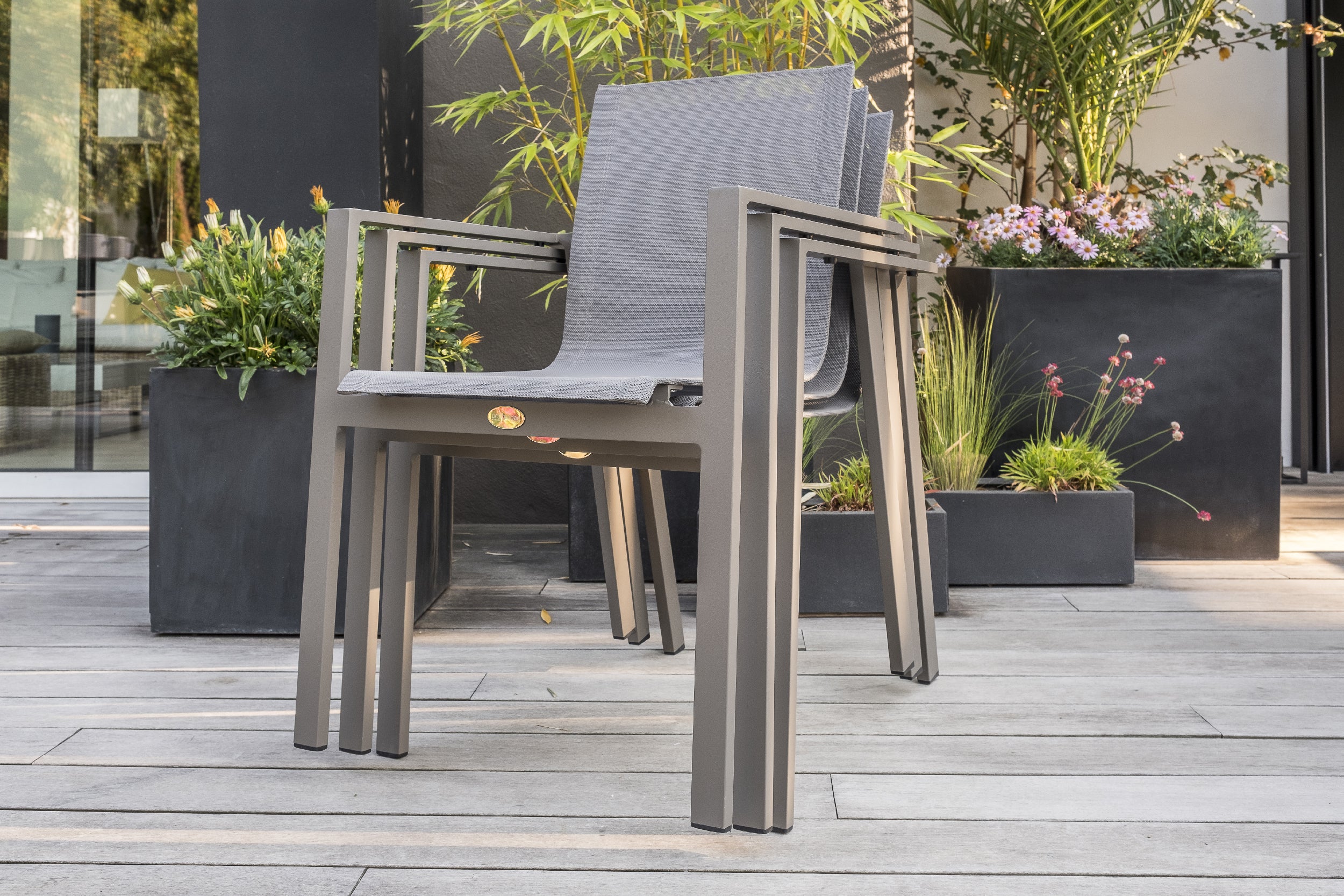 Table de jardin ZAHARA-TB240 avec rallonge et 8 fauteuils ZAHARA-FT empilables