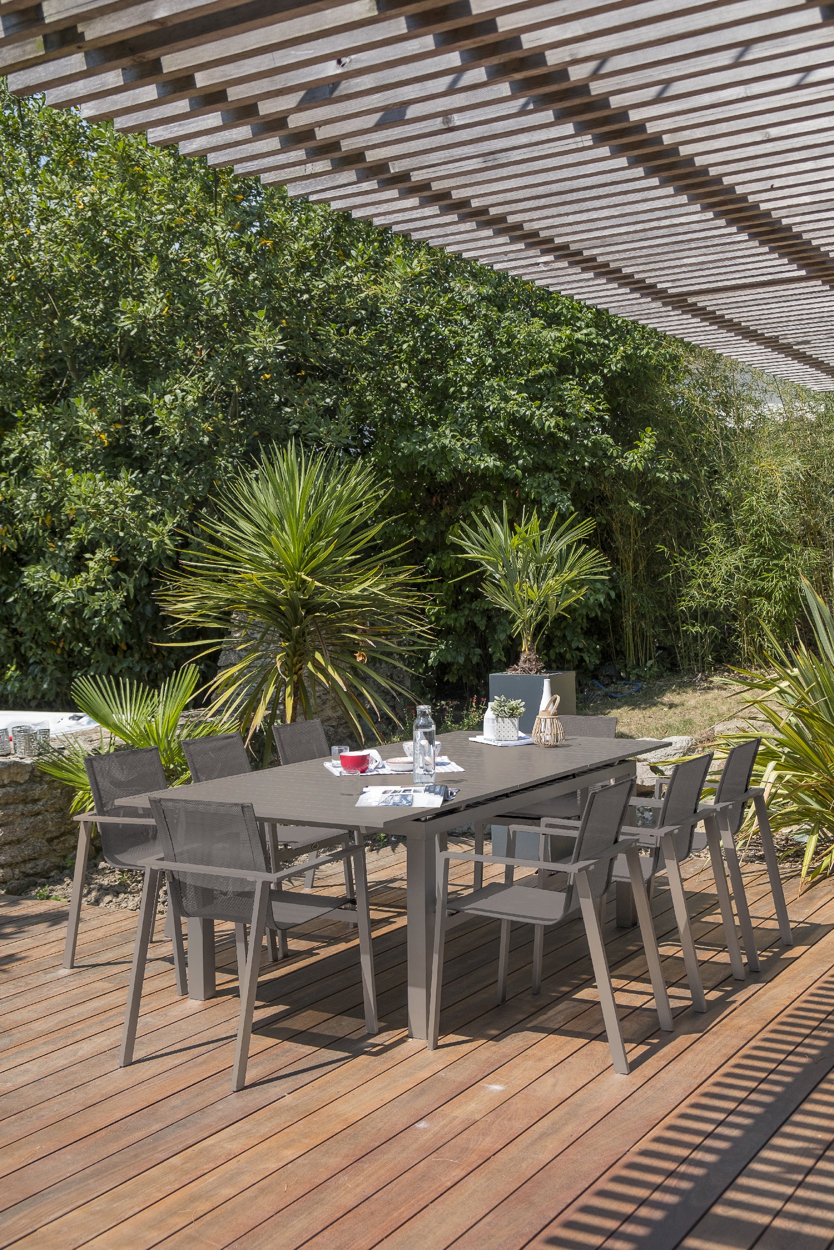 Table de jardin ZAHARA-TB240 avec rallonge et 8 fauteuils ZAHARA-FT empilables