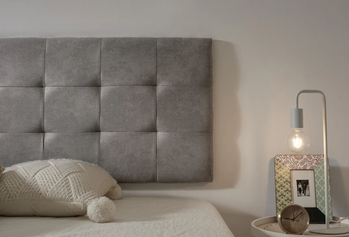 Tête de lit en tissu à carreaux Capitone - Grise