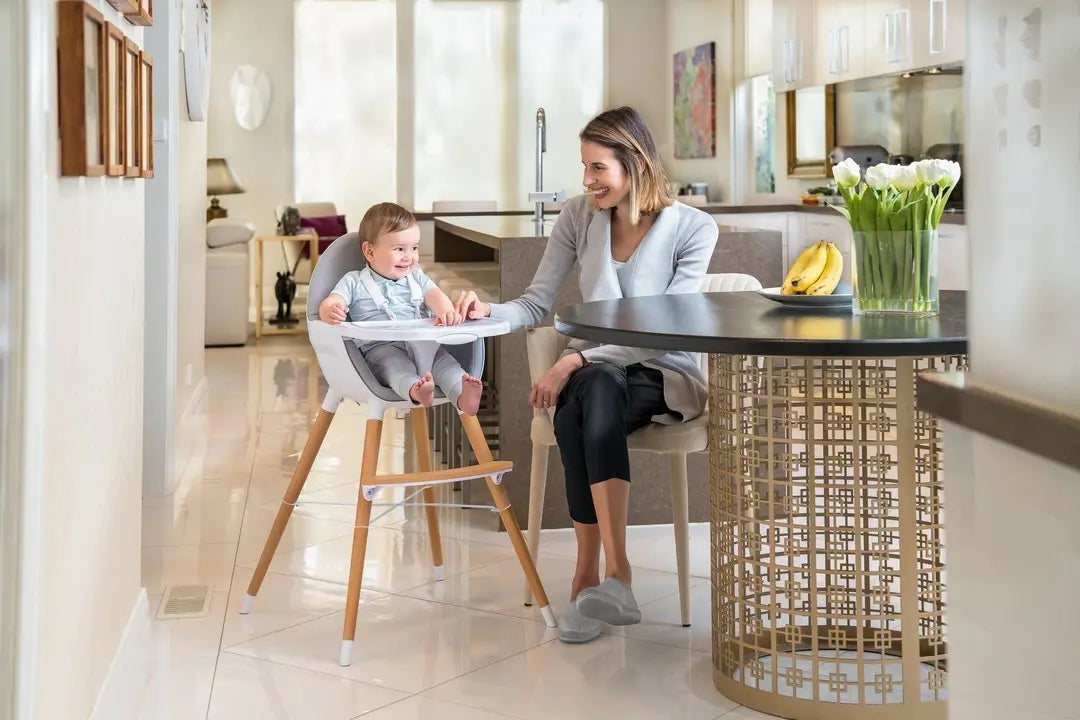 Chaise haute bébé évolutive Blanc et Gris 2 positions