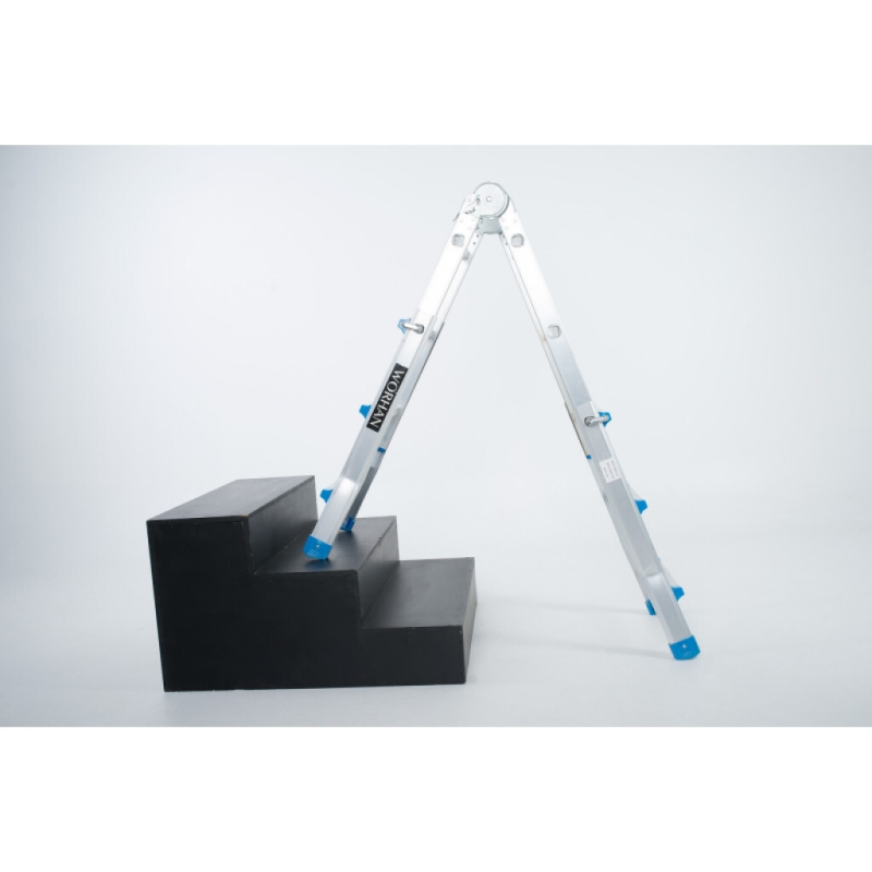 Echelle multifonction semi telescopique, hauteur 3.02 m
