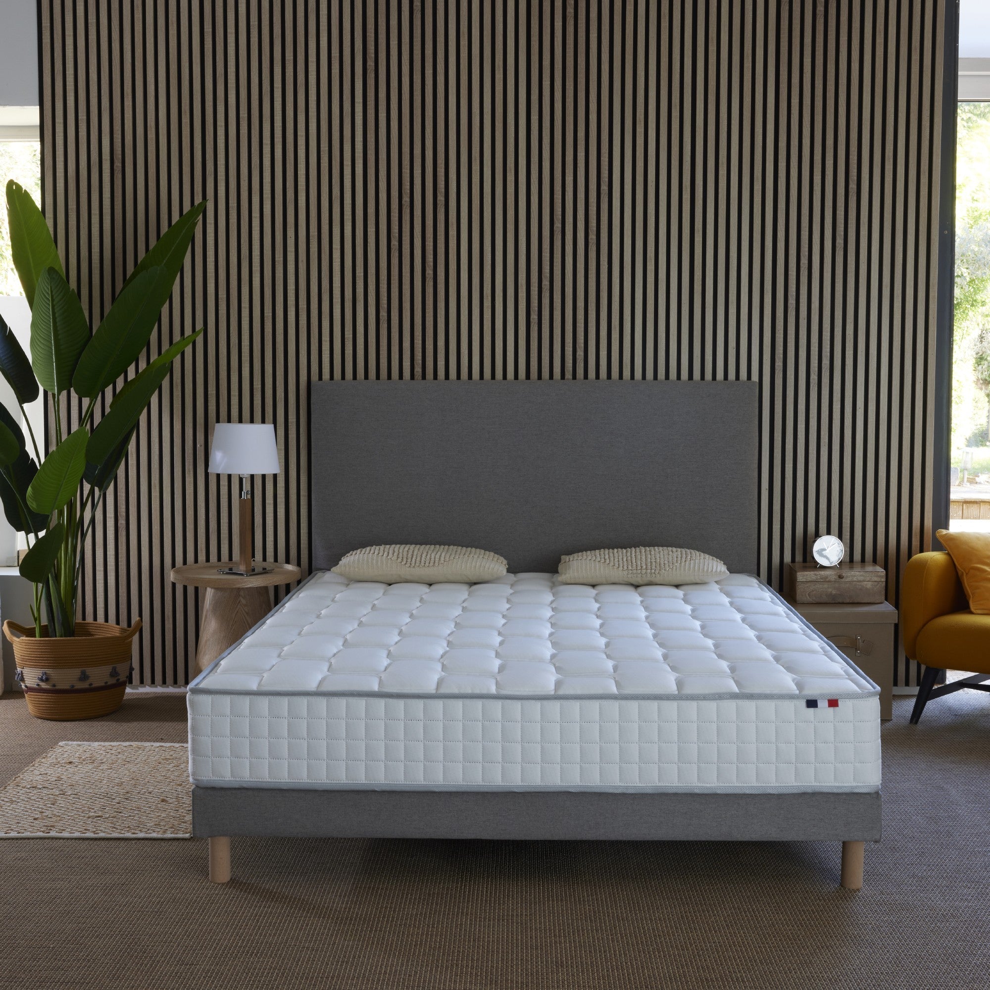 Ensemble literie : matelas 23 cm à ressorts COSMOS et sommier Gris chiné - qualité française