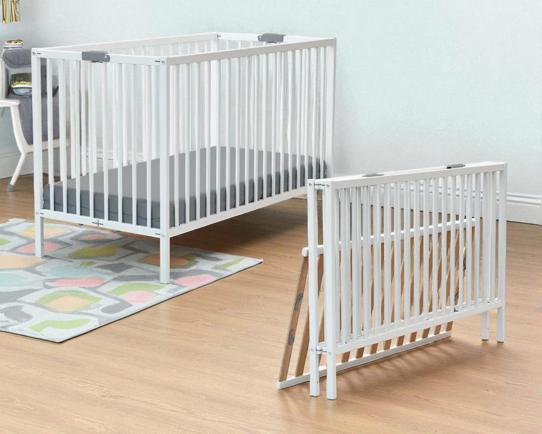 Lit bébé pliant en bois blanc 60 x 120 cm