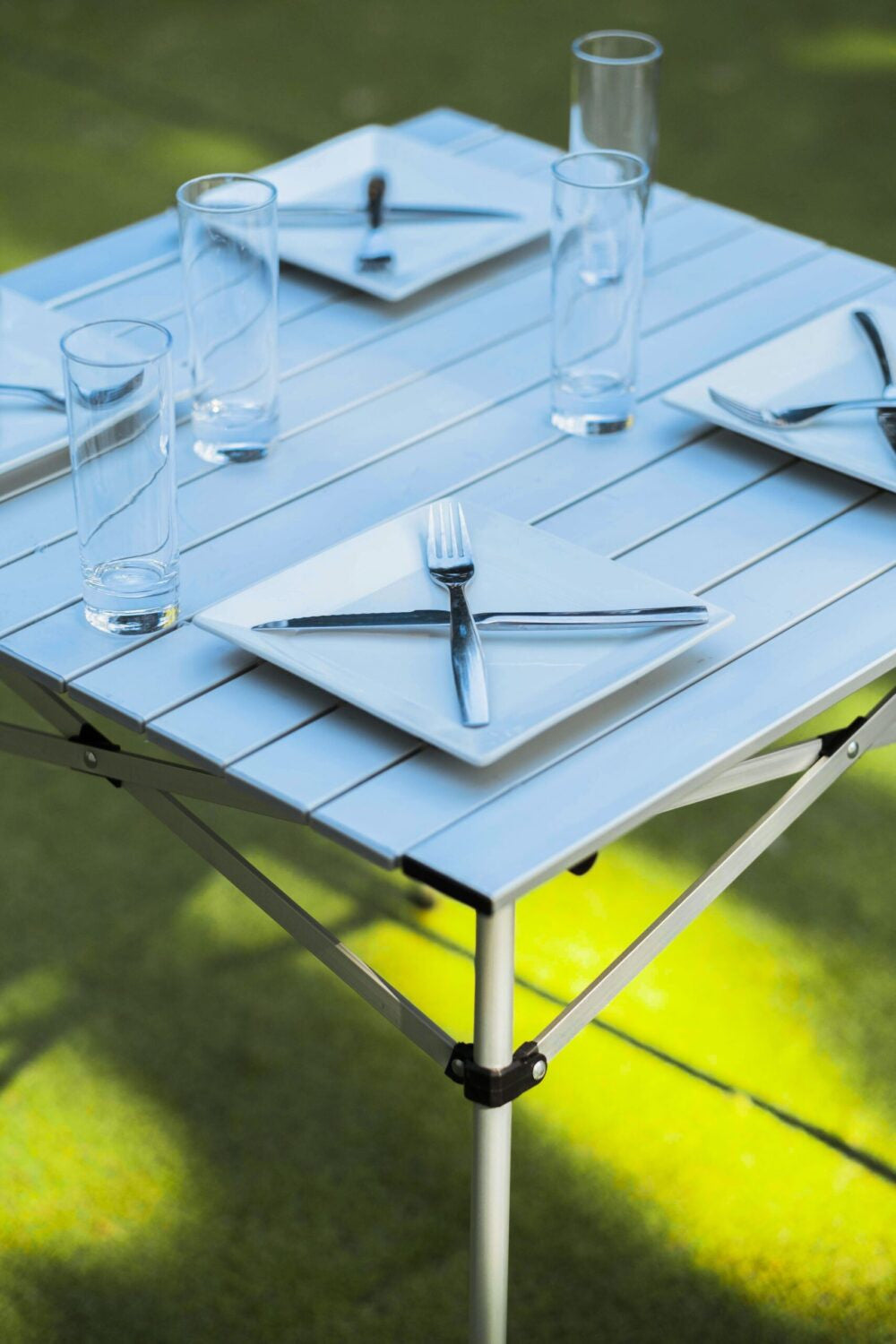 Lot de 2 tables à lattes de camping - Housse de transport inclus - 70 x 70 x 70 cm