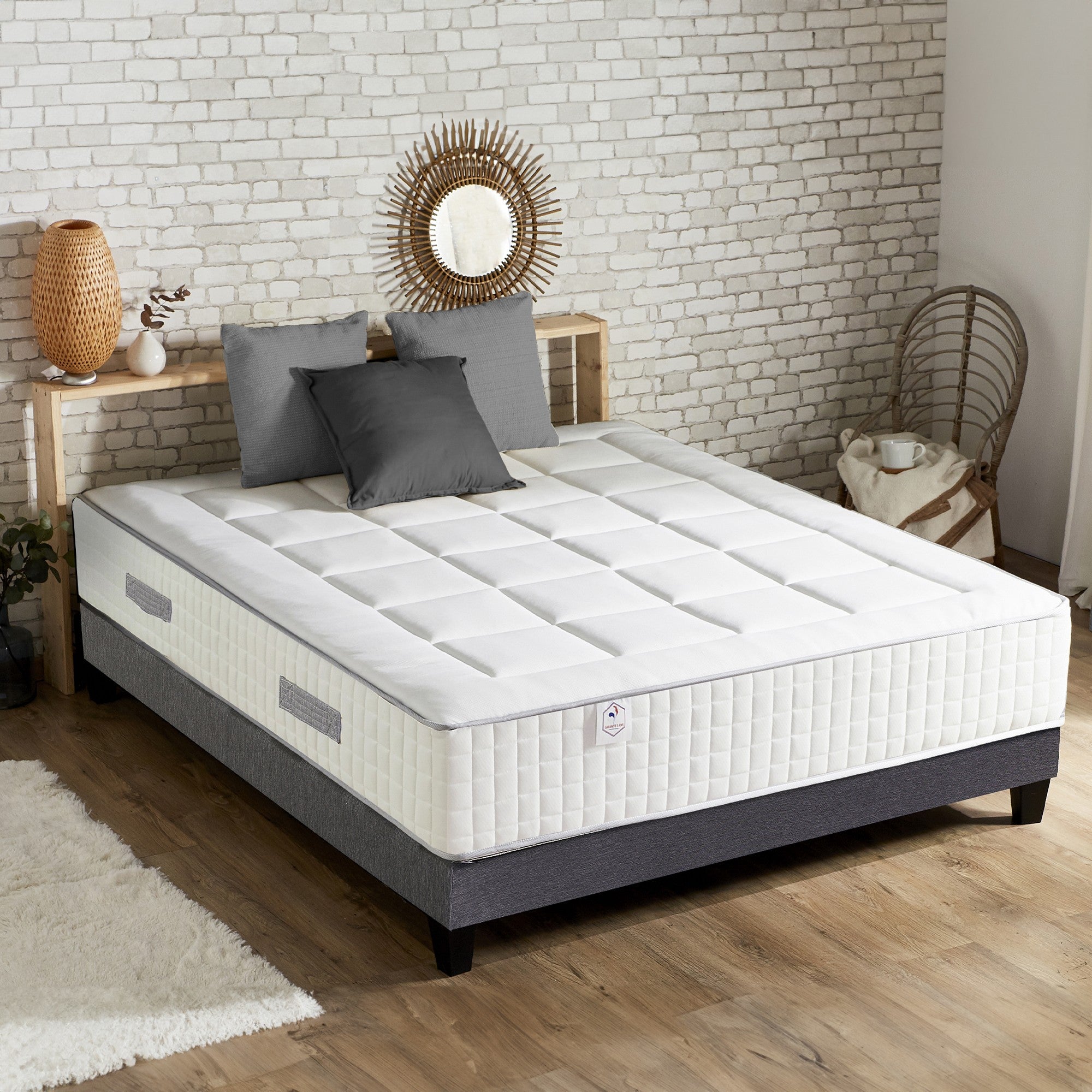 Matelas 28 cm ressorts ensachés PALACIO - soutien ferme et confort équilibré