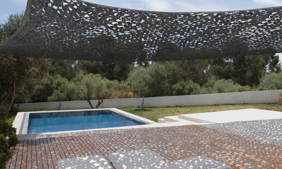 Ombrière rectangulaire grise 4x6m