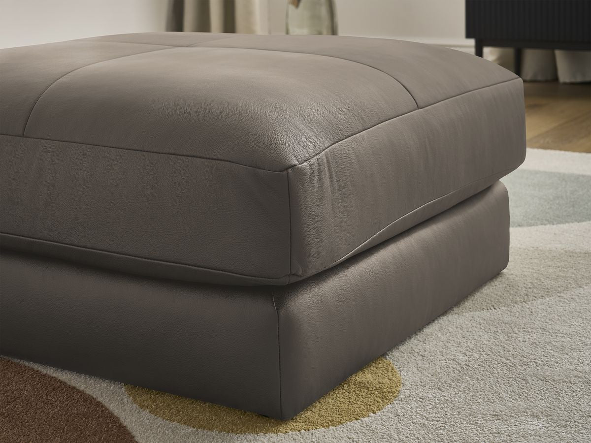 Pouf LEONARD cuir de vache