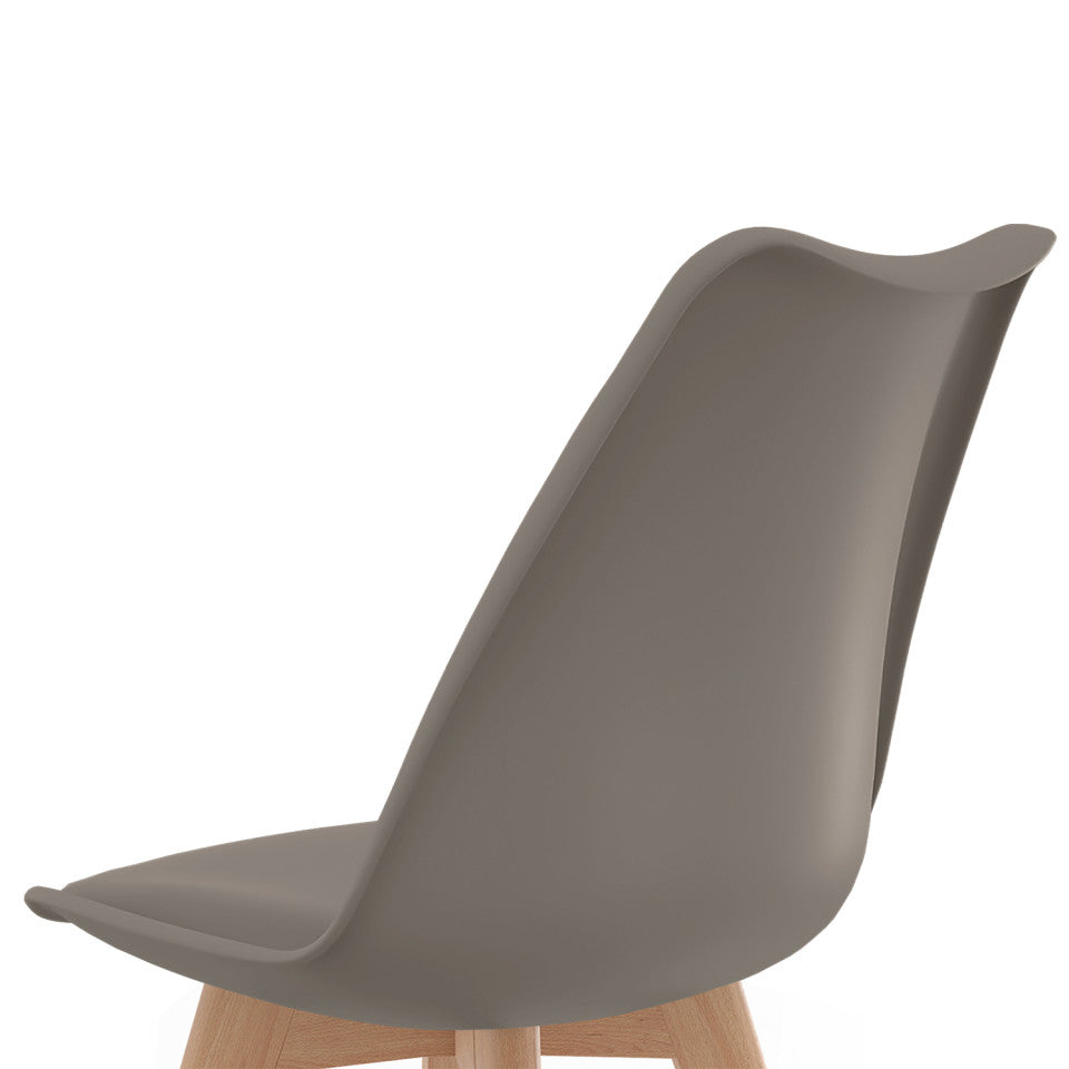 Chaises Nordia assise taupe et pieds bois - lot de 4