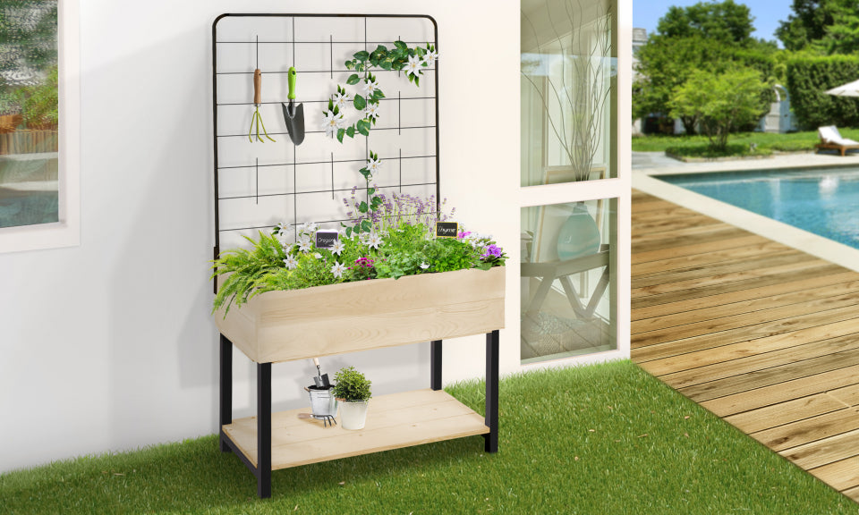 Jardinière sur pieds avec treillis spéciale plantes grimpantes