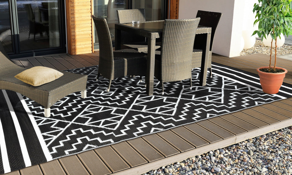 Tapis extérieur rectangulaire 160 x240cm noir Inca motifs "ethniques"