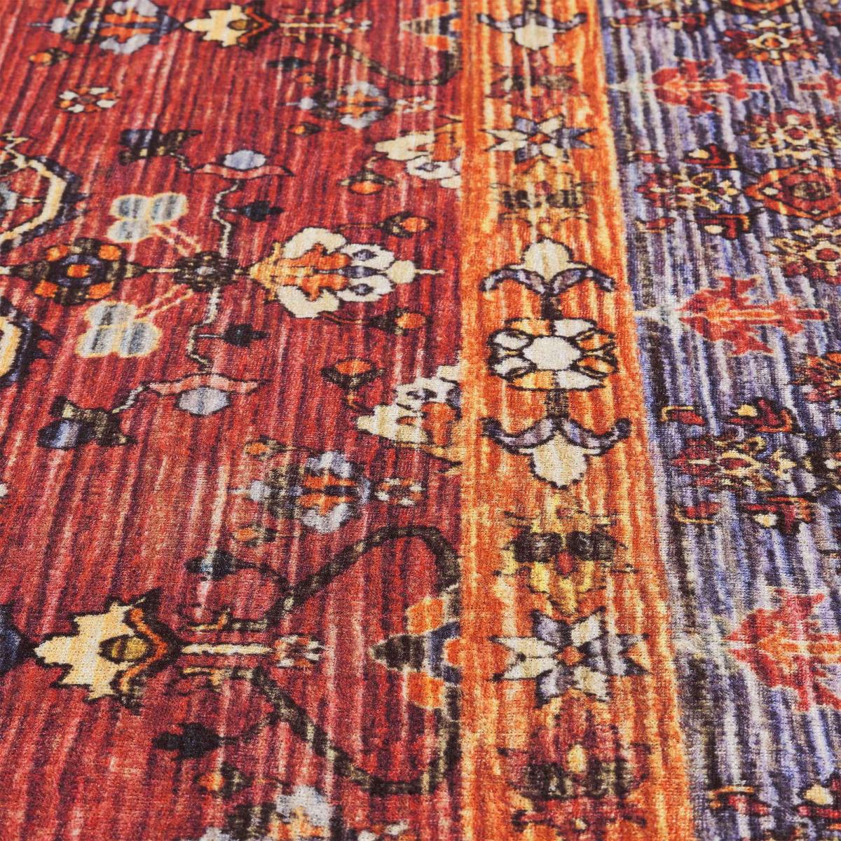 Tapis d'orient Urjine motif berbères