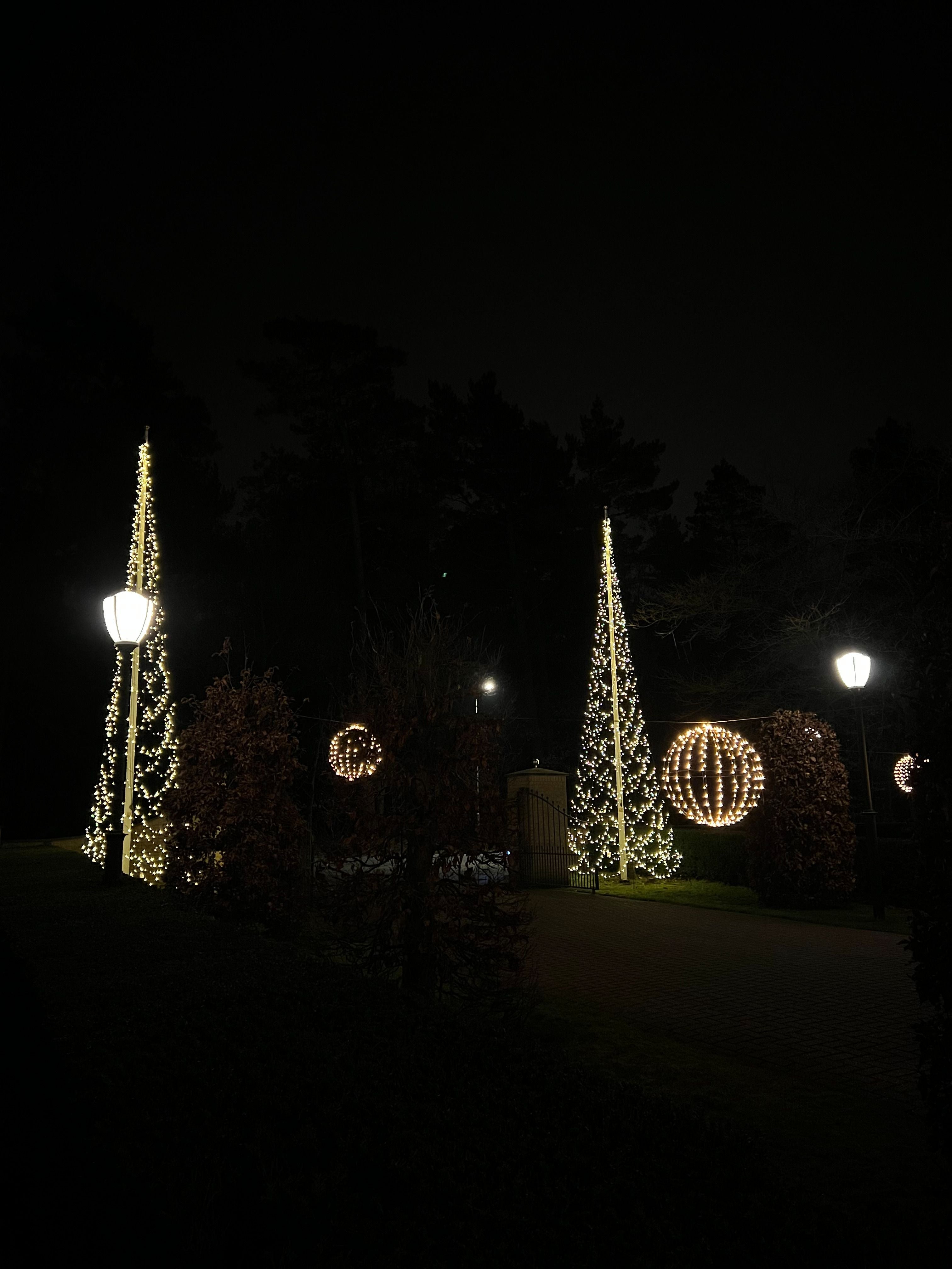 Boule lumineuse intelligente pour intérieur et extérieur - 60 cm