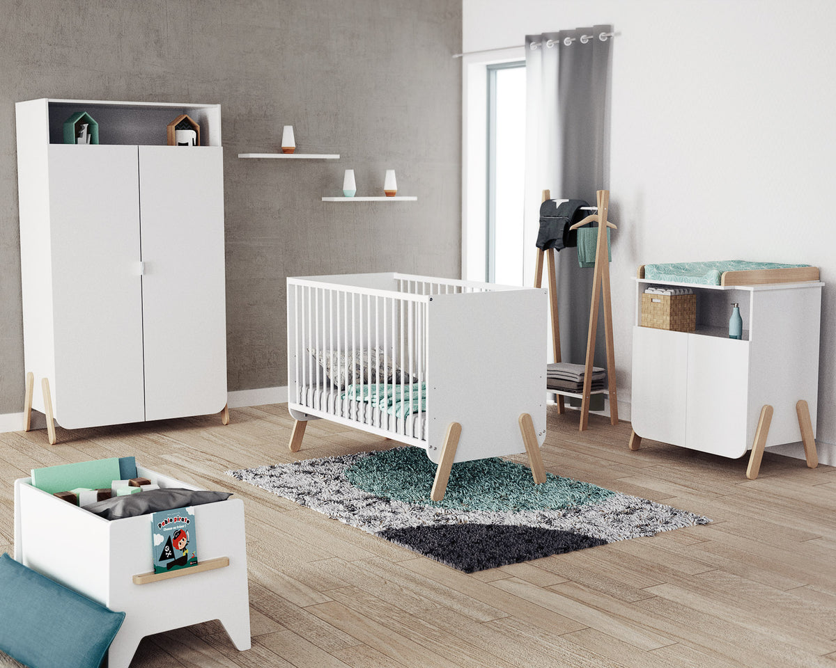 Lit bébé en bois PIRATE Blanc et Hêtre 60 x 120 cm