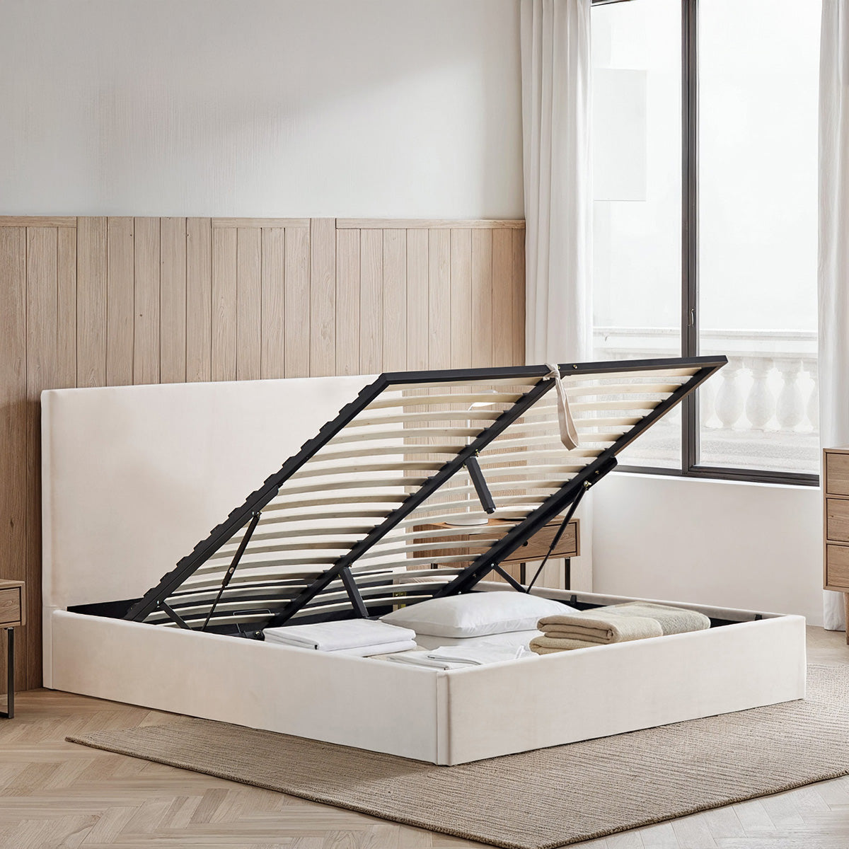 Lit coffre velours beige Nemesis avec  tête de lit 160x200 cm