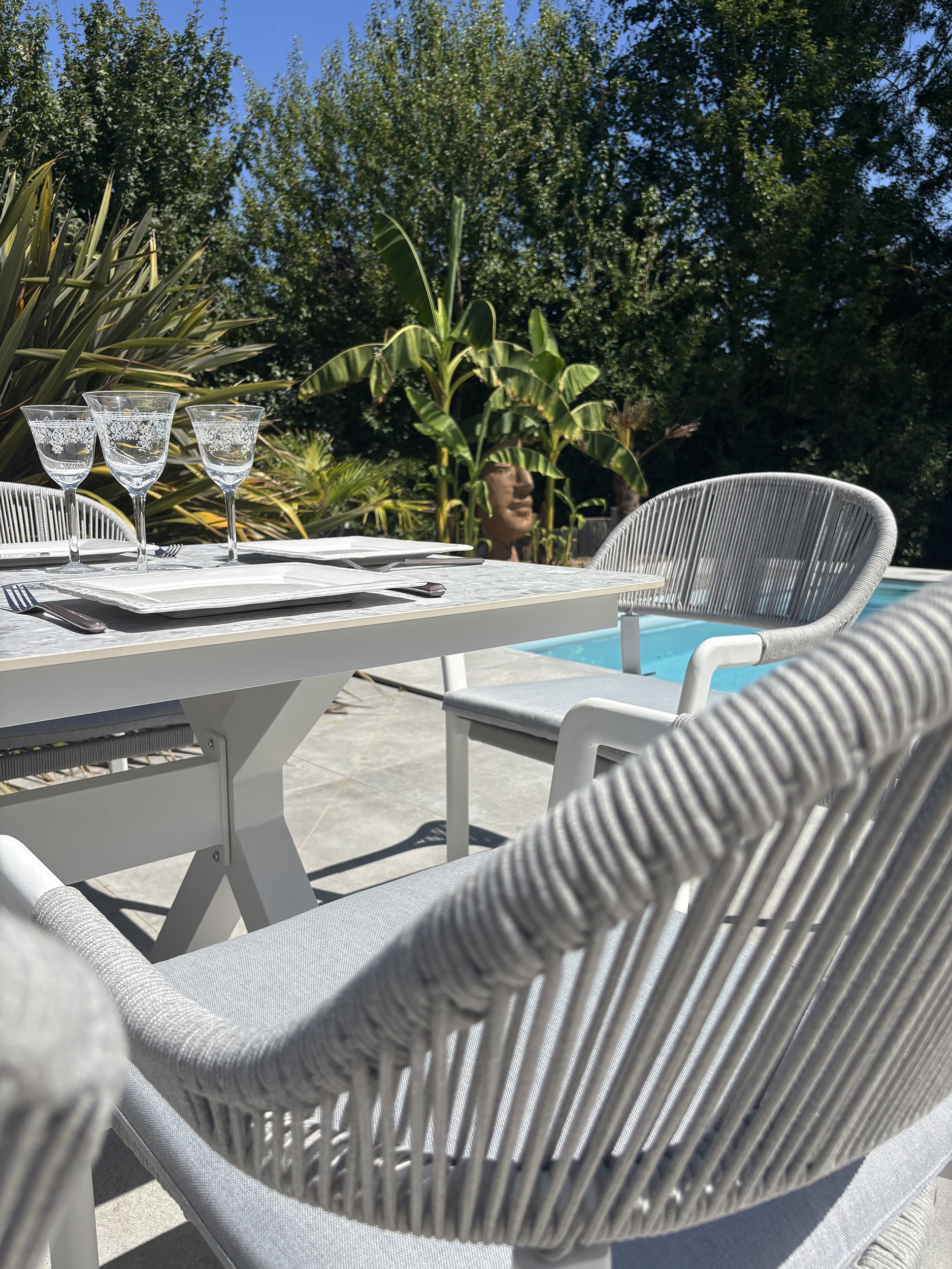 Ensemble repas de jardin Abella 8 places - Blanc 220 cm