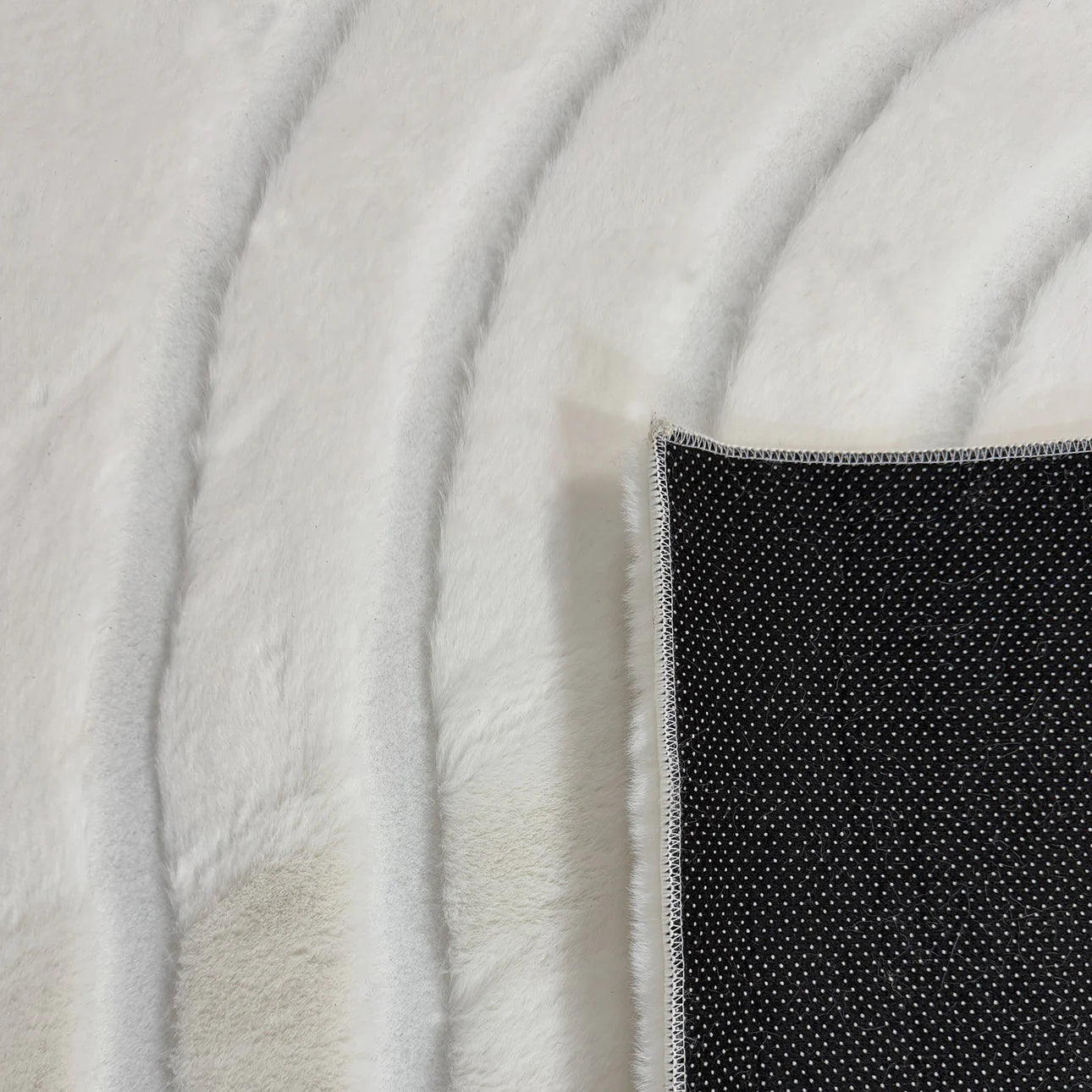 Tapis de salon uni doux blanc - Nordik