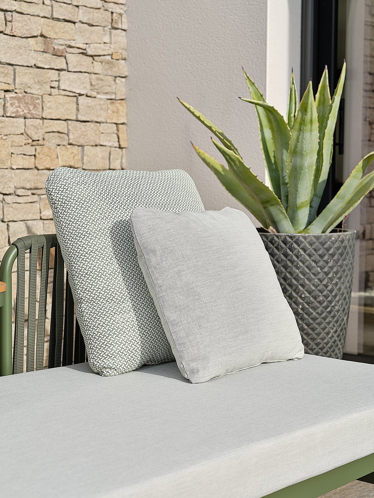 Canapé de jardin 3 place BARLIA en aluminium - Olive 184 cm